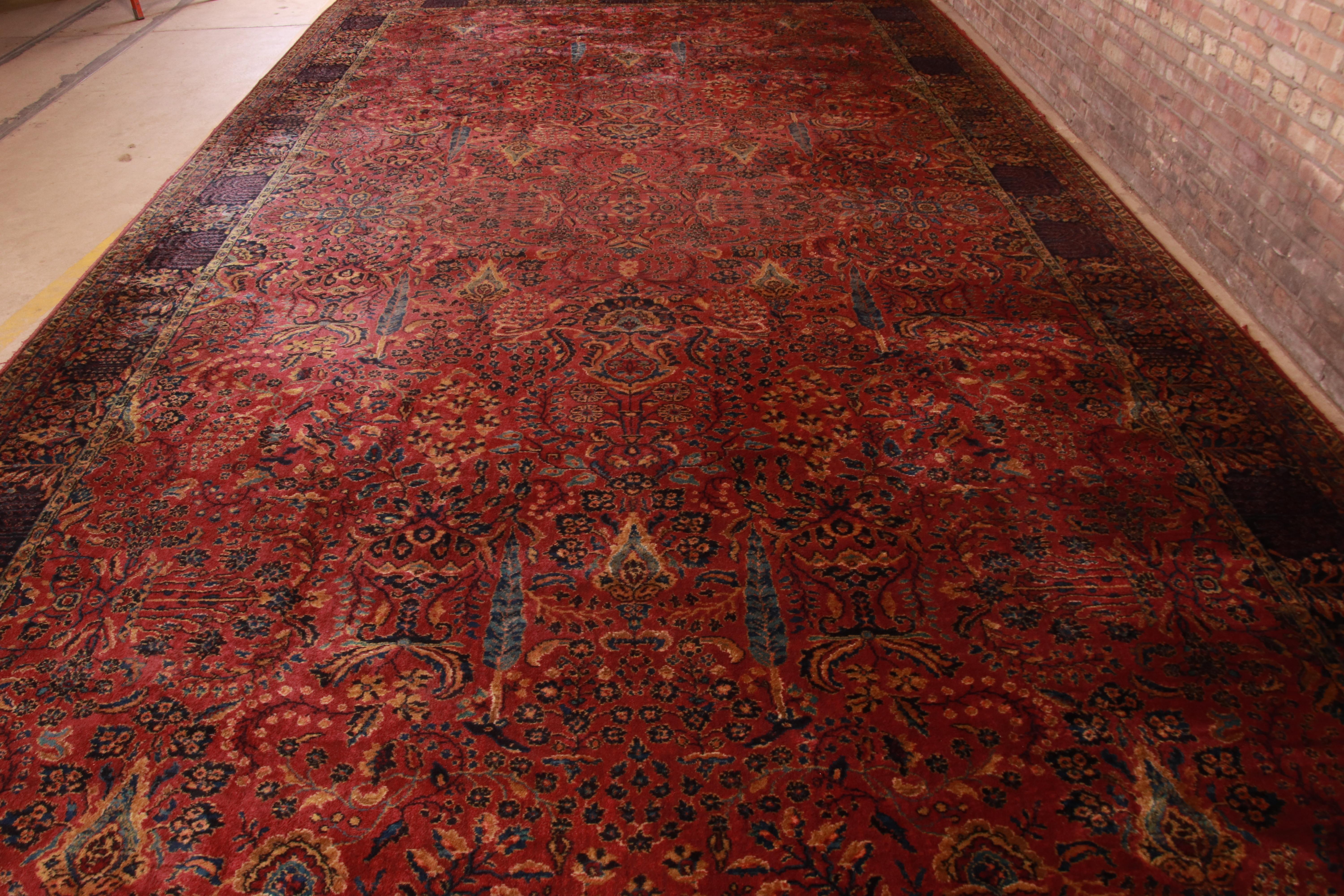 Karastan Sarouk Palace Size Rug, Circa 1950s In Good Condition In South Bend, IN