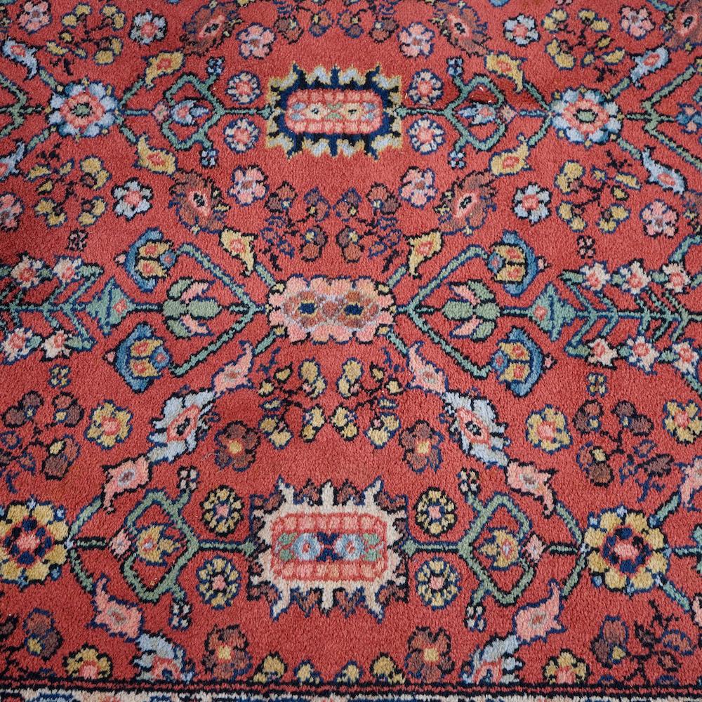 Karastan Serapi #729 Oriental Wool Rug Circa 1950  In Good Condition In Big Flats, NY
