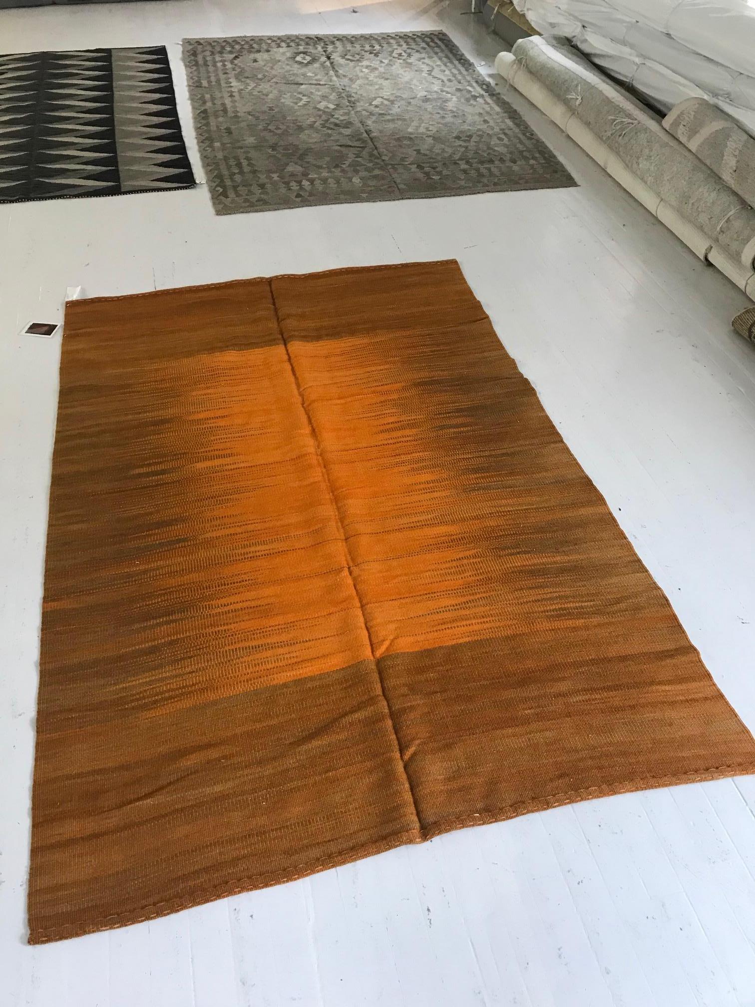 Tapis Kilim moderne turc en terre cuite de Doris Leslie Blau Neuf - En vente à New York, NY