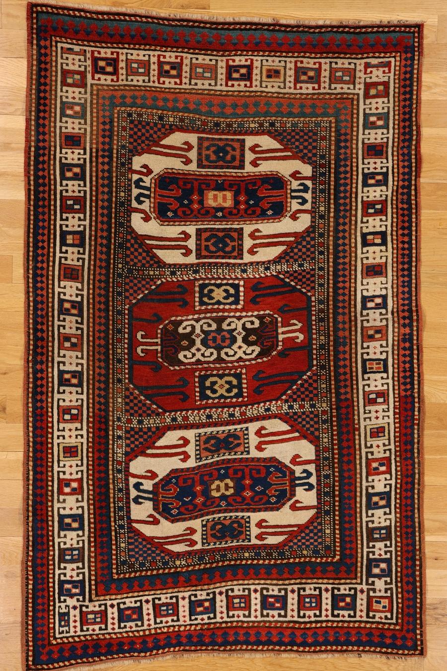 Tapis Kazak Karatchoph en vente 4