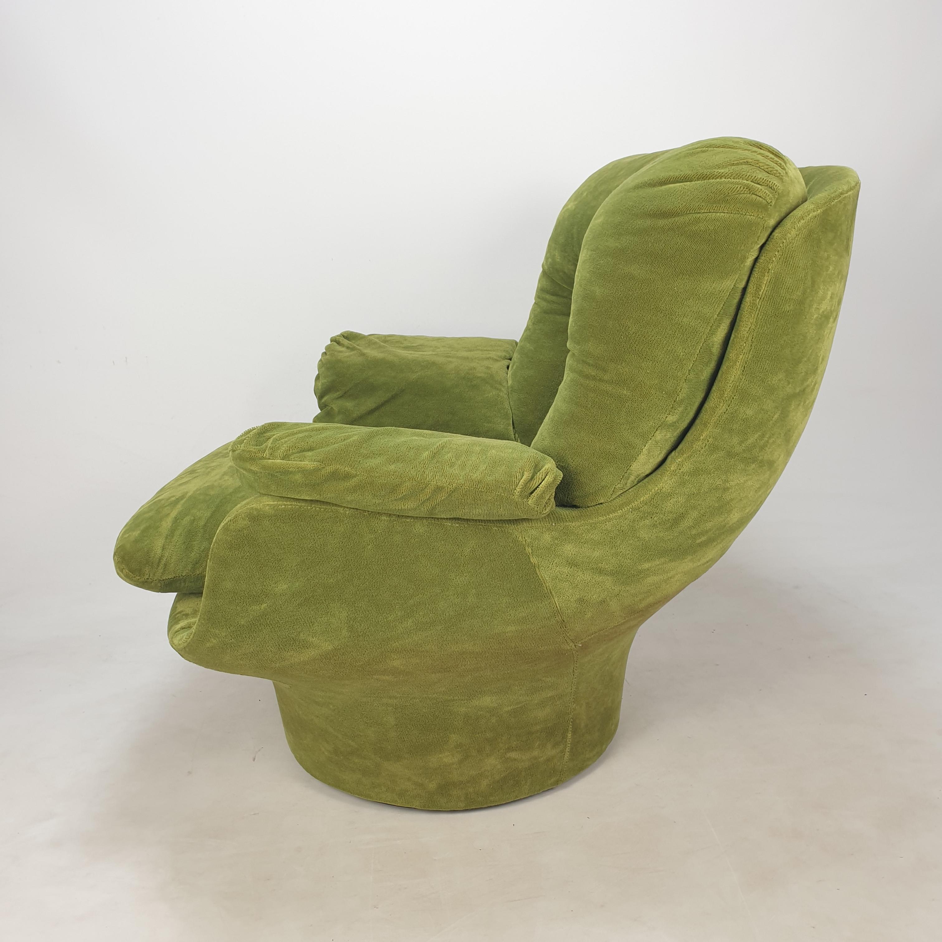 Karate Armchair by Michel Cadestin for Airborne, France, 1970s In Good Condition For Sale In Oud Beijerland, NL