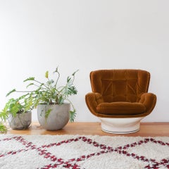 Sedia da salotto a guscio in fibra di vetro Karate di Michel Cadestin per Airborne, anni '70