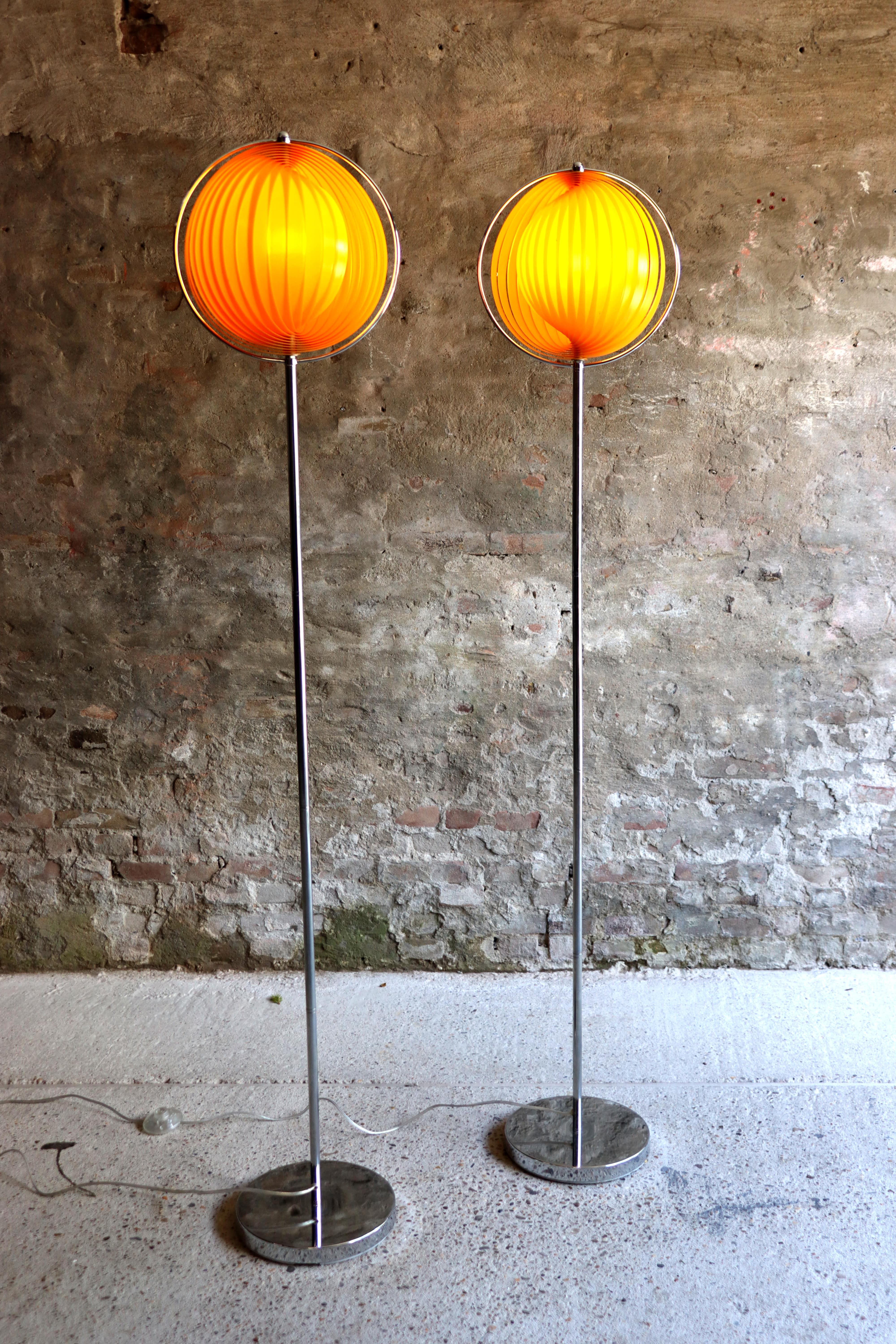 This floor lamp is designed by Kare Design in Germany in the 1980s. The moon lamp became famous by the design of Verner Panton and has been popular ever since. Both lamps are in good condition, but there are some scratches on the foot.  Price is for