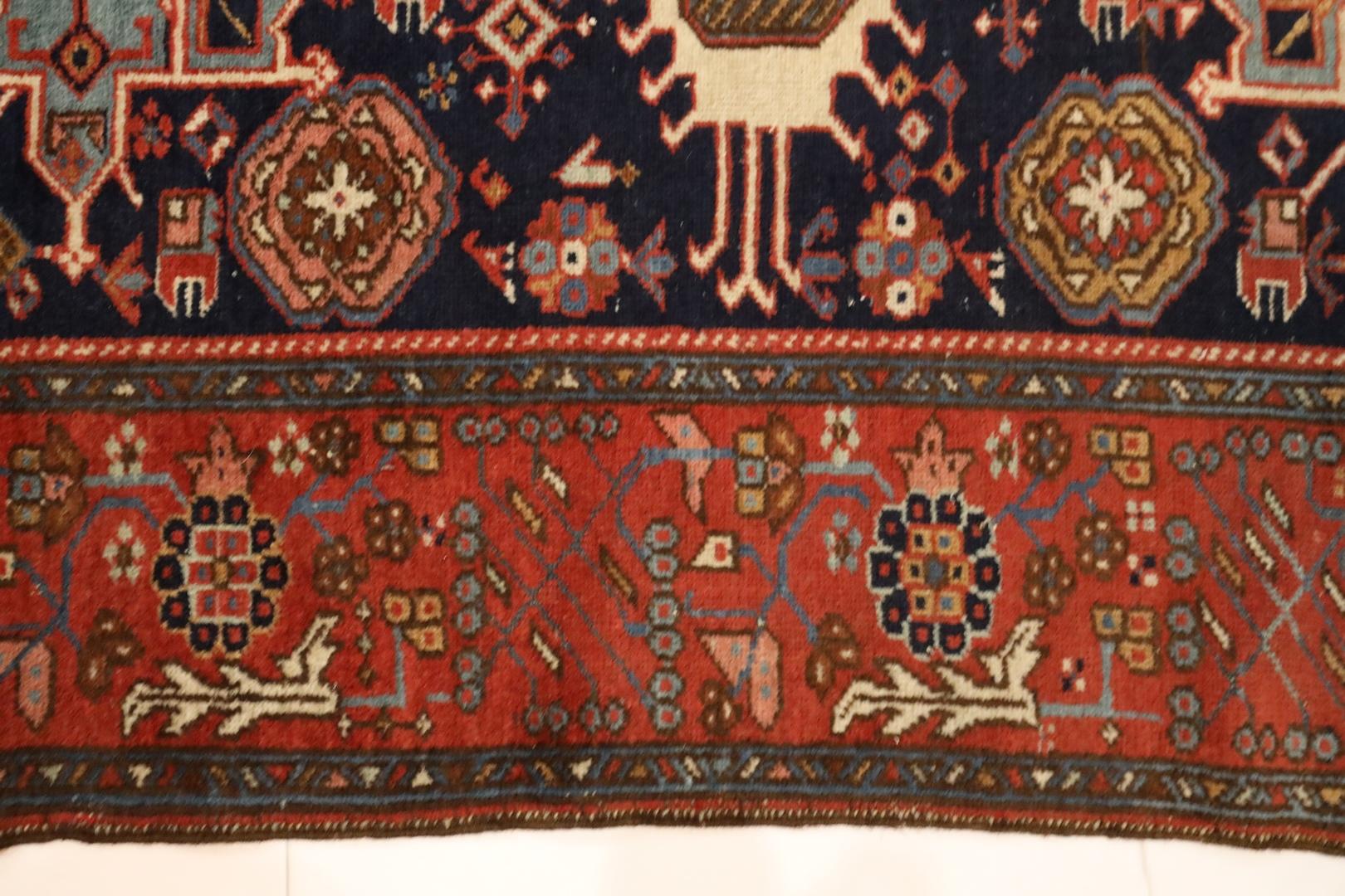 Noué à la main Tapis ancien Kareje en vente
