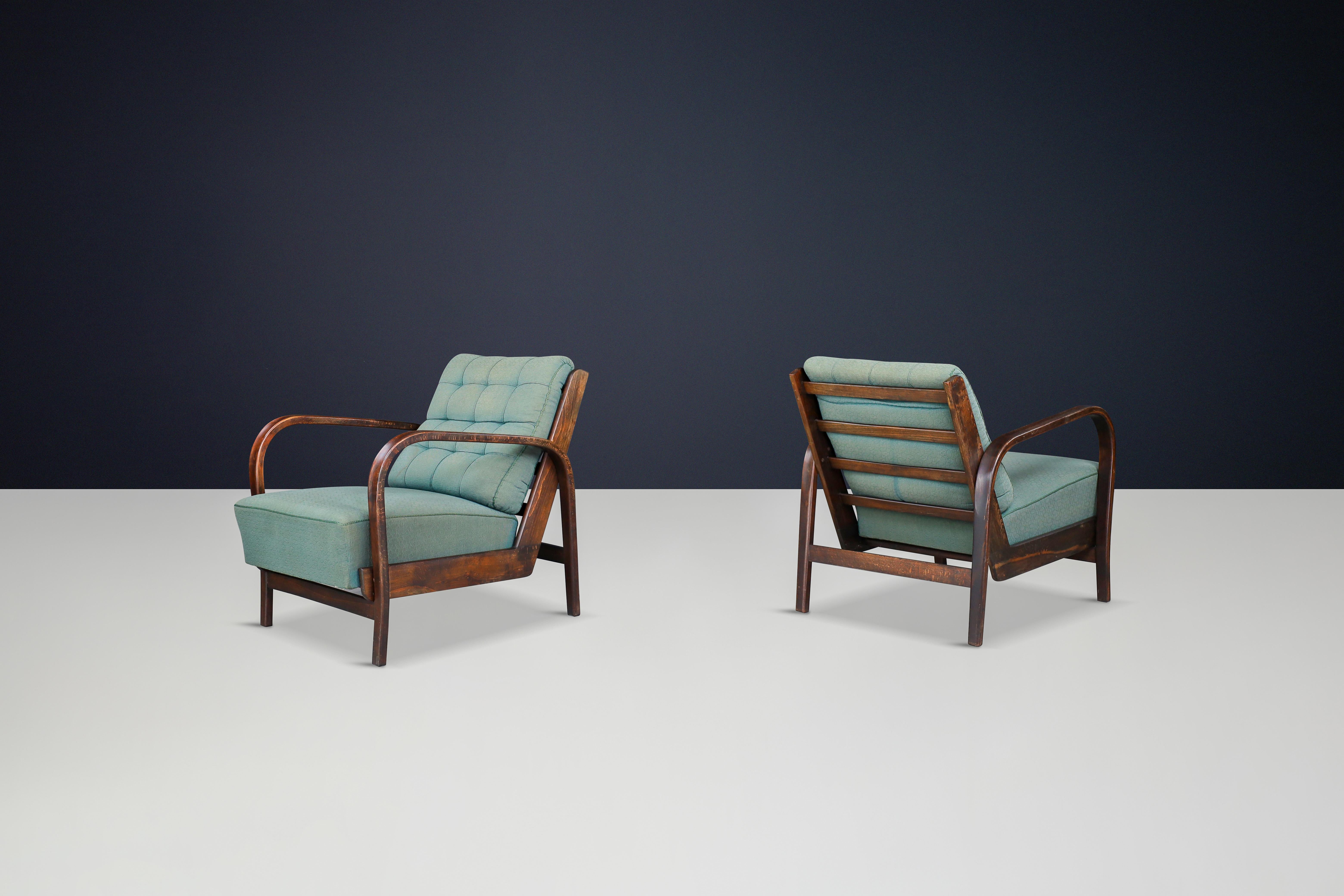 Karel Koželka Antonín Kropácek Patinated Bentwood Armchairs in Green Upholstery In Good Condition In Almelo, NL