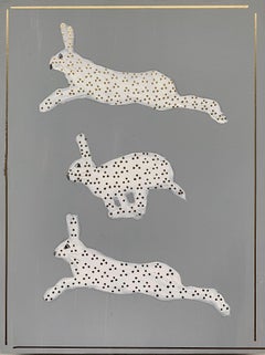 Peinture de lapin contemporaine encadrée grise Le Lapin Gambade II de Karen Blair