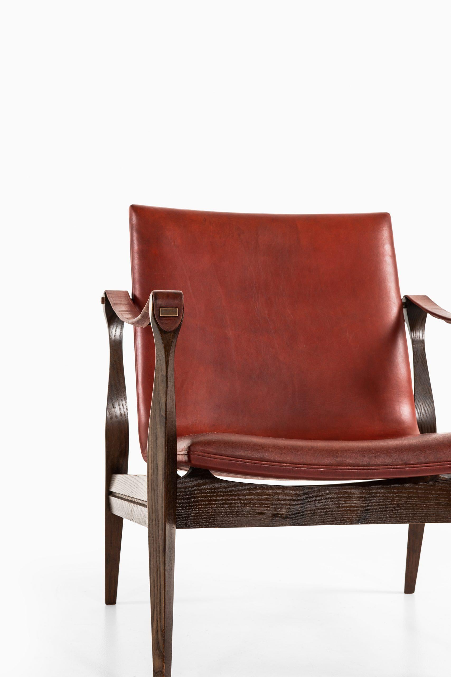 Karen & Ebbe Clemmensen Easy Chair Hergestellt von Fritz Hansen in Dänemark im Zustand „Gut“ im Angebot in Limhamn, Skåne län