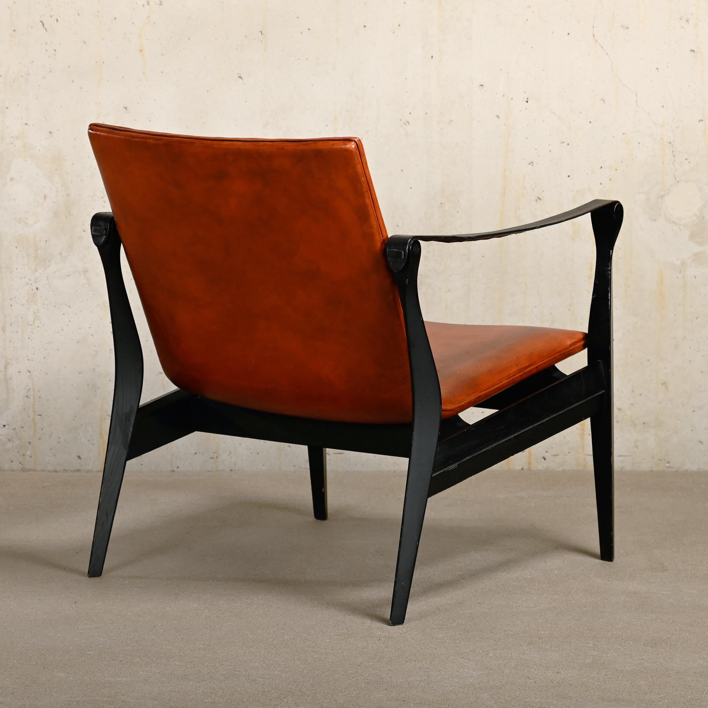 Danish Karen & Ebbe Clemmensen Safari Chair in leather for Fritz Hansen, Denmark