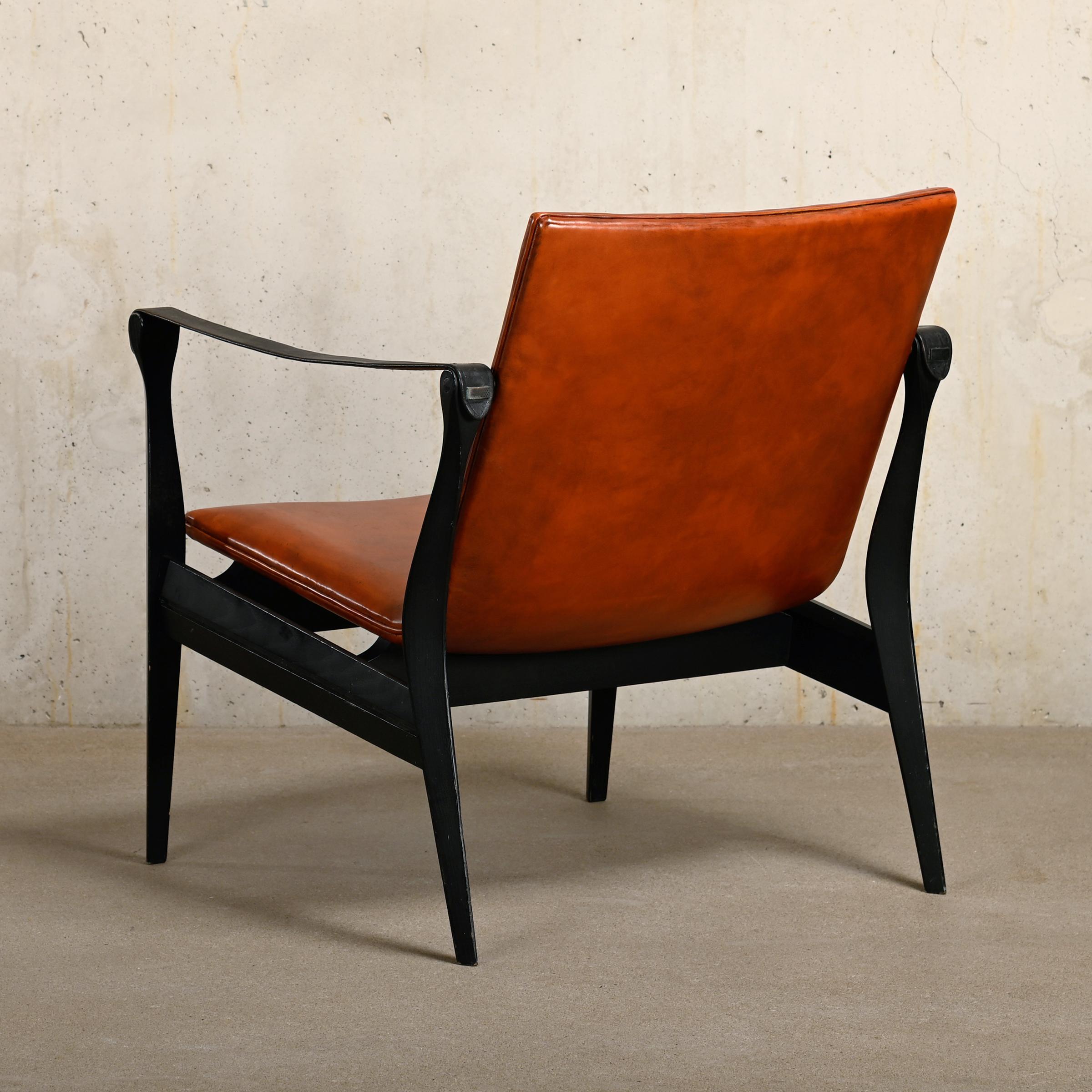 Mid-20th Century Karen & Ebbe Clemmensen Safari Chair in leather for Fritz Hansen, Denmark