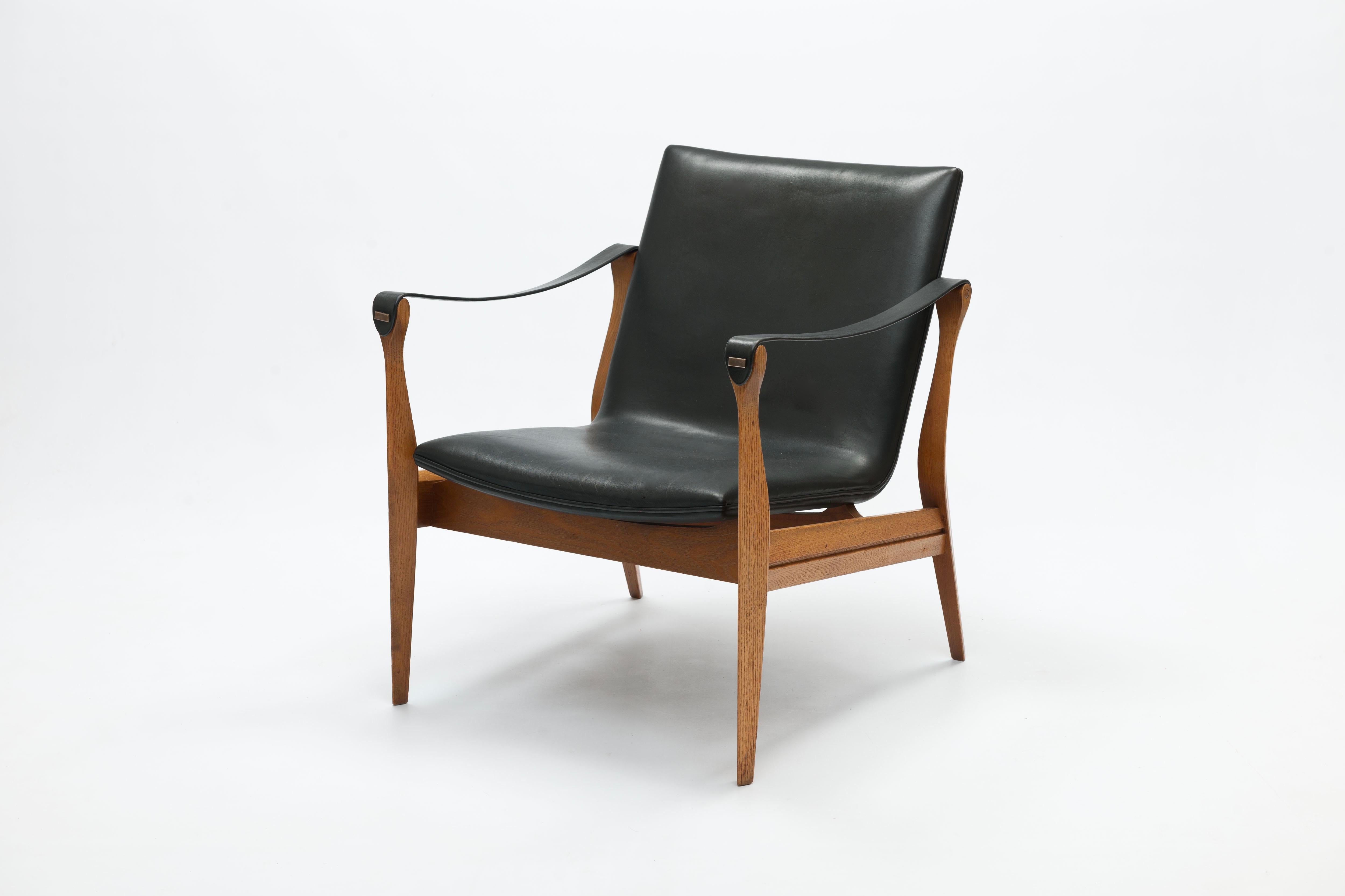 Karen & Ebbe Clemmensen Safari Chair Model 4305 by Fritz Hansen, Pair Available 5