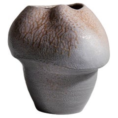 Karen Karnes (1925-2016) Vase biomorphique Grès émaillé Signé Chopmark
