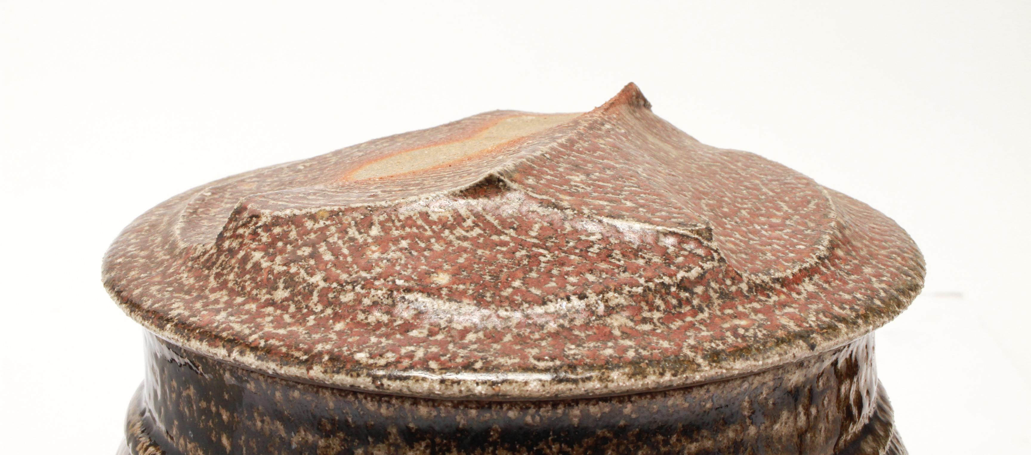 Karen Karnes Attributed Mid-Century Modern Stoneware Art Pottery Covered Jar For Sale 2