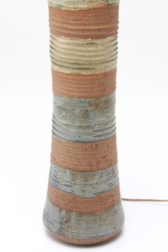 Lampada da tavolo in ceramica d'arte di Karen Karnes, stile metà del secolo scorso