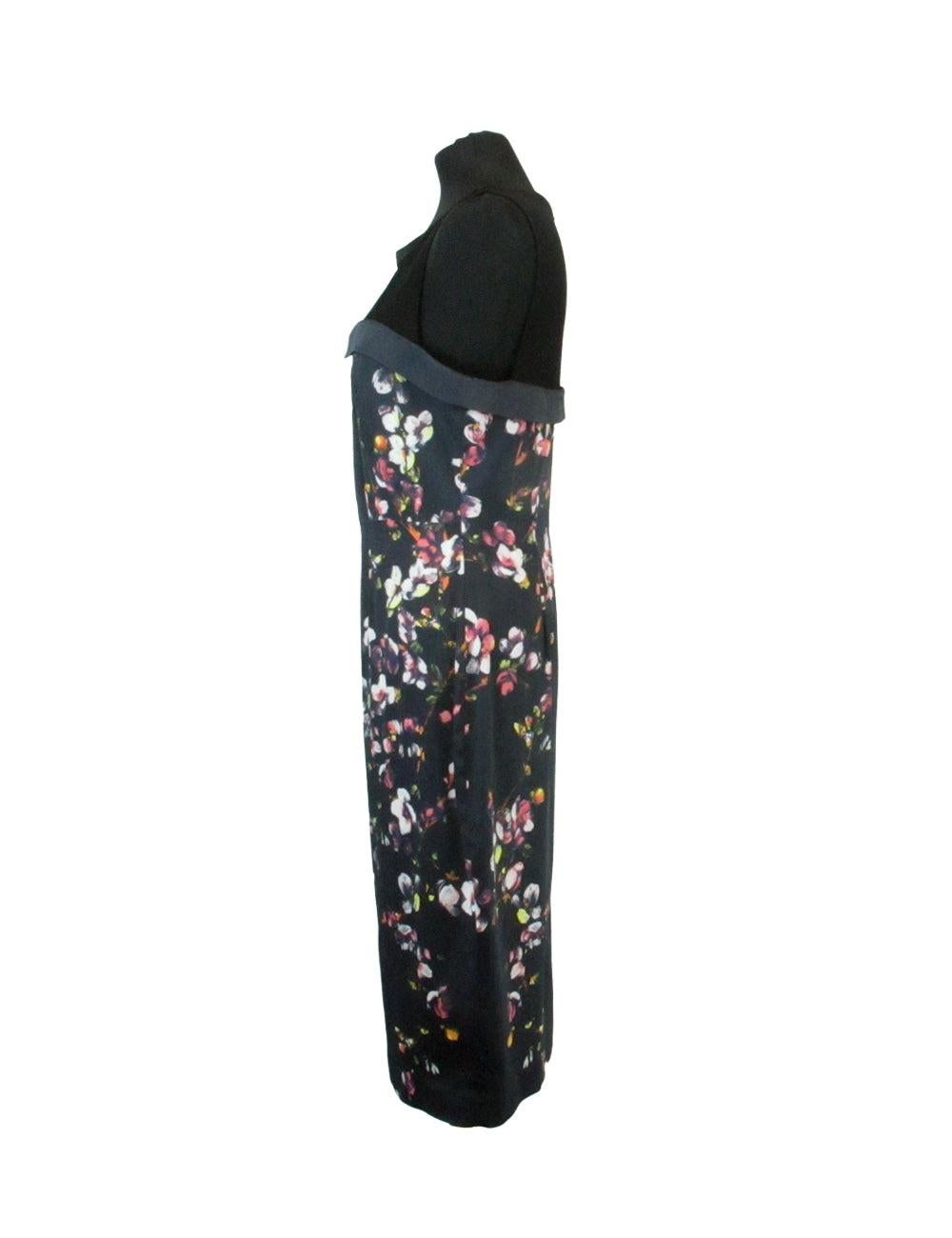 Karen Millen UK 16 Floral Black a-line Dress Collar Detail In Good Condition For Sale In Amman, JO