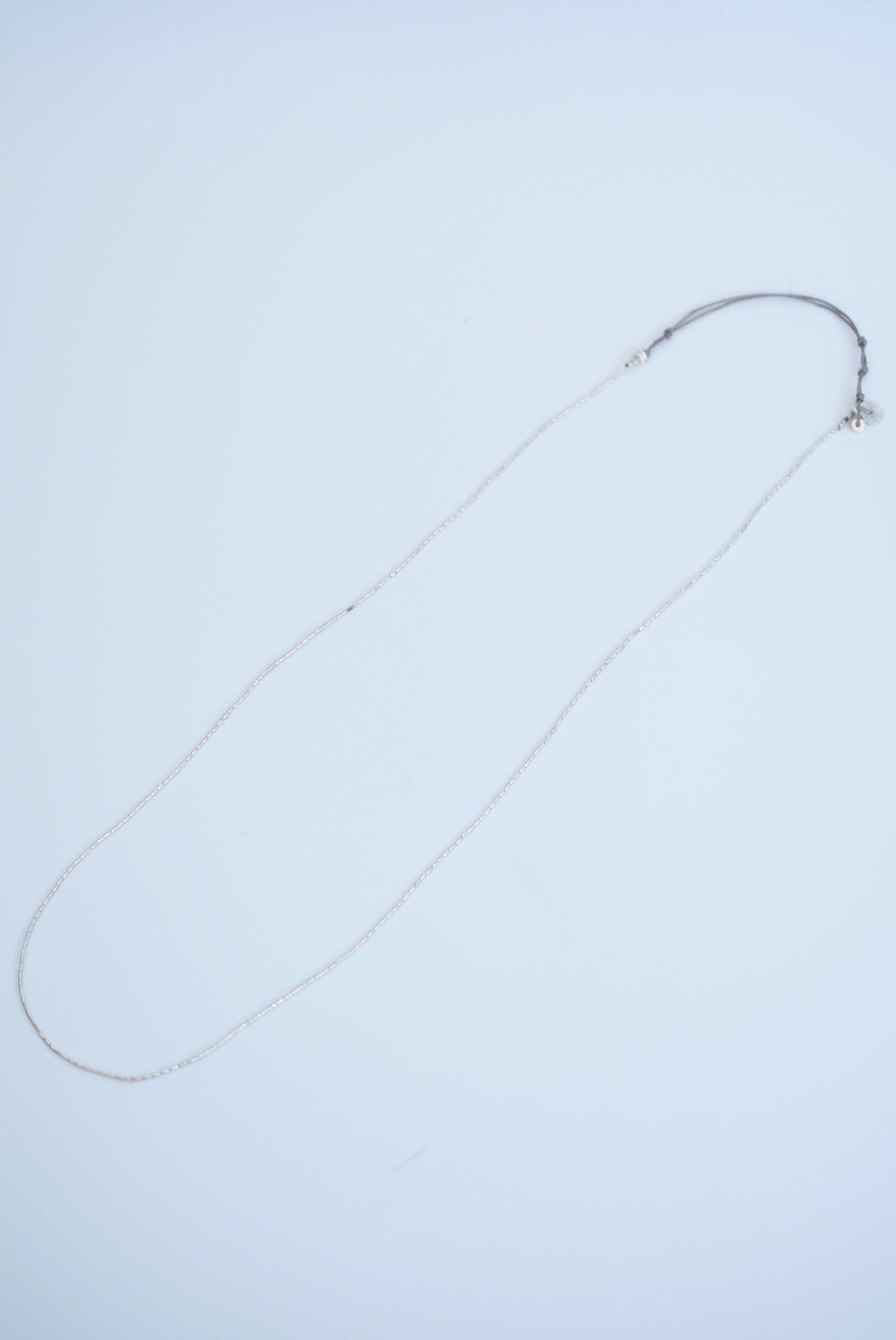 Women's karen silver long necklace  / vintage jewelry , 1970's vintage parts For Sale
