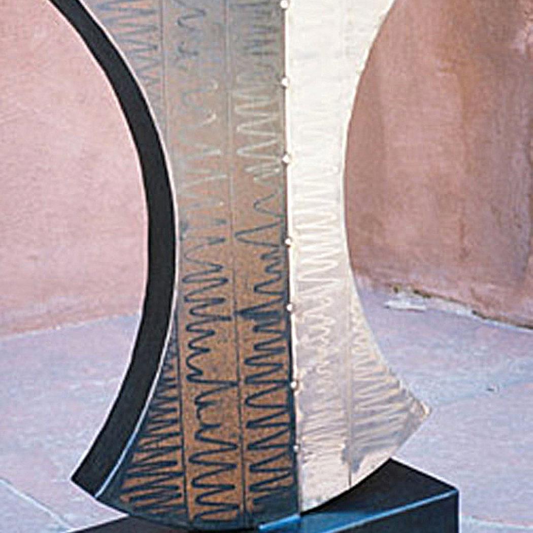 Small Silhouette II - Contemporary Sculpture by Karen Yank