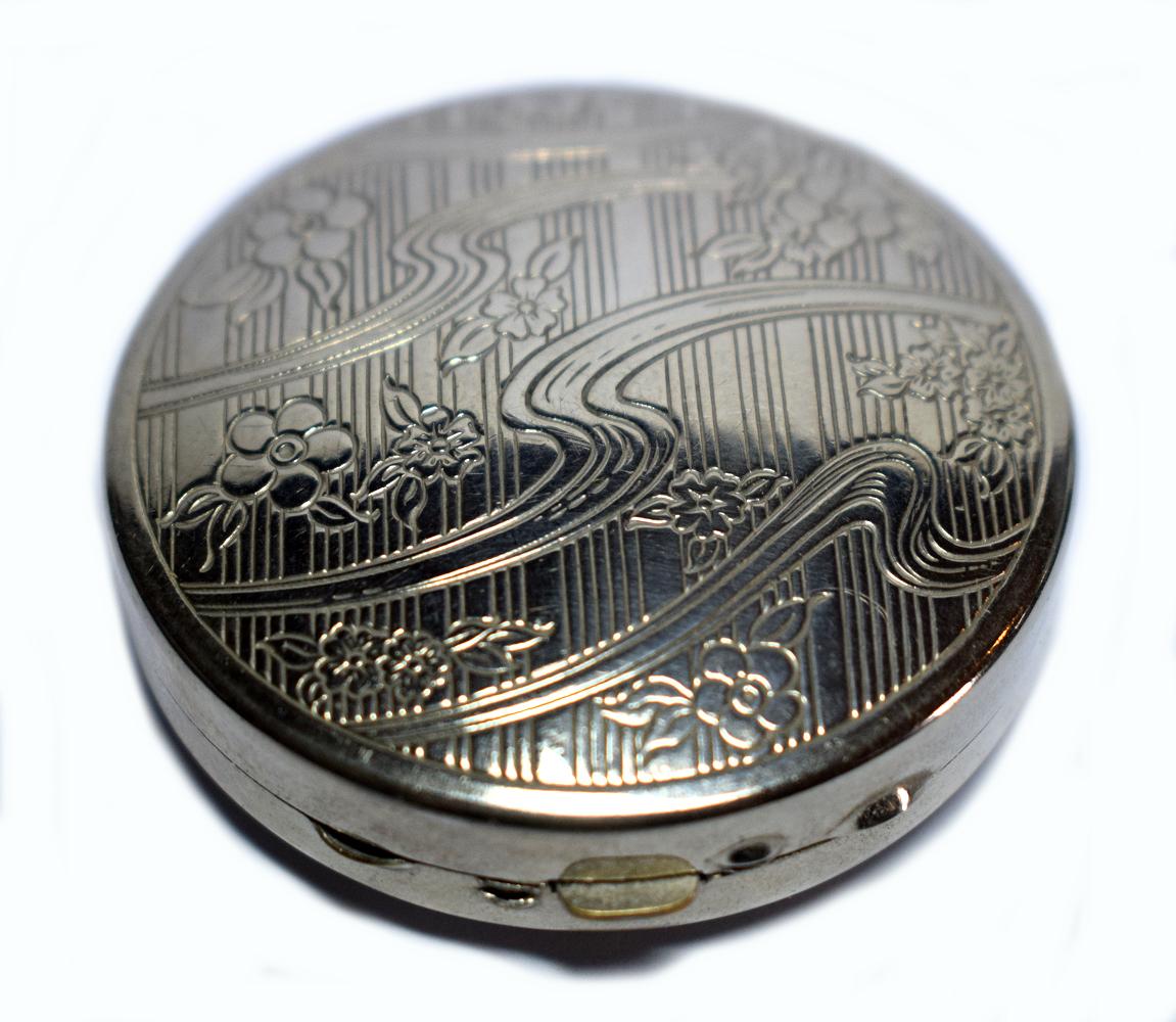art deco compact
