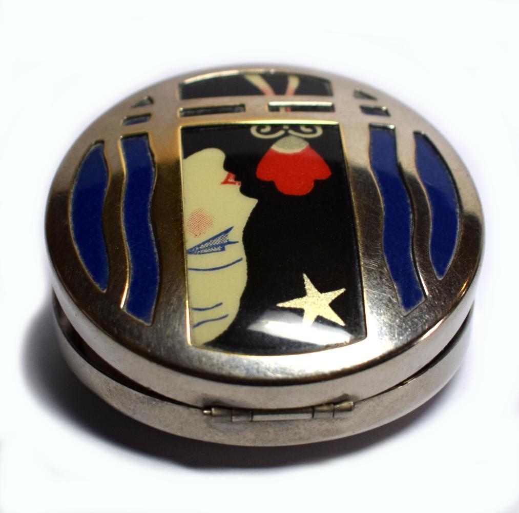 Central American Karess 1920s Art Deco Ladies Powder Compact