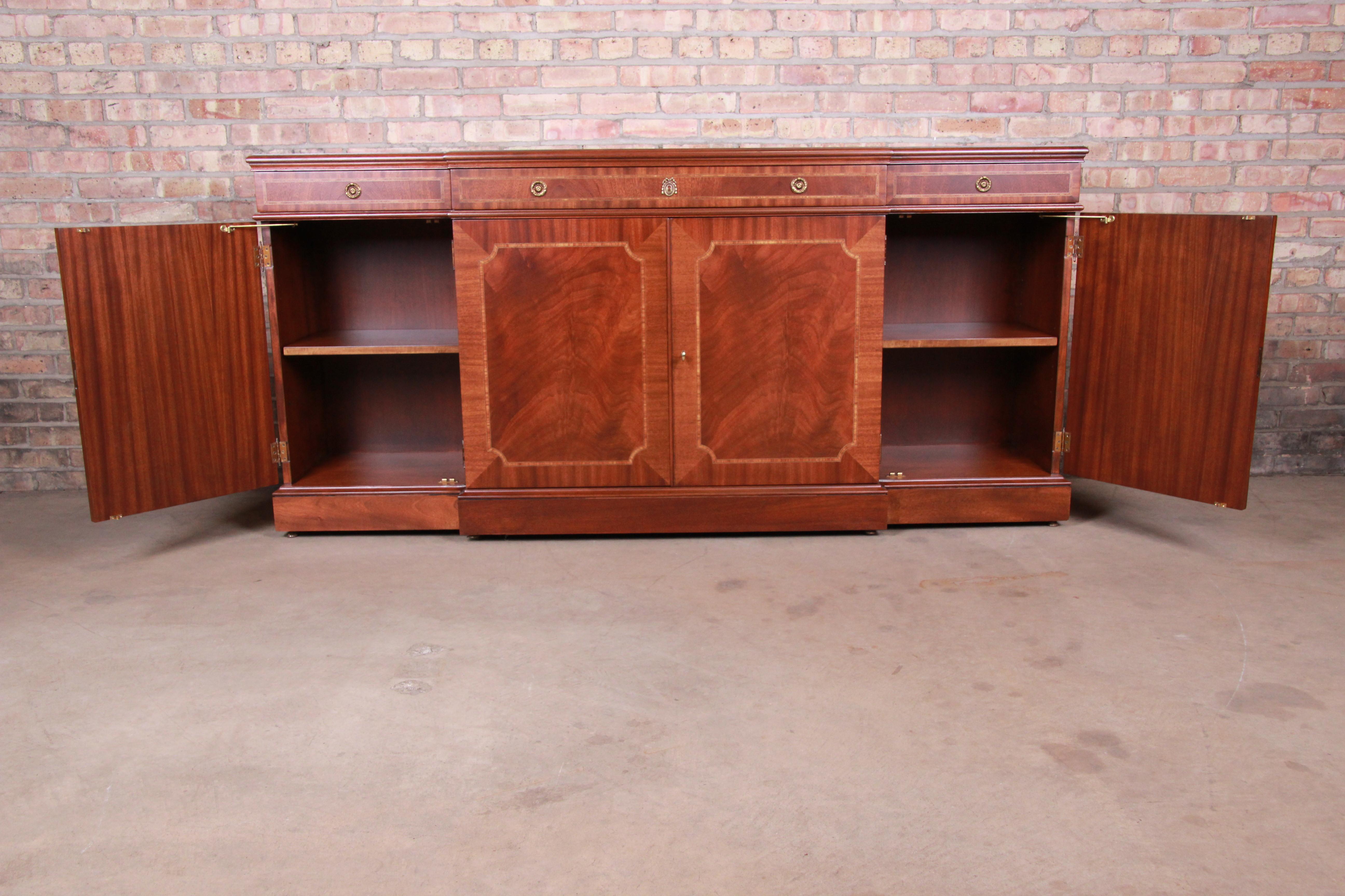 Karges Chippendale Inlaid Mahogany Sideboard Credenza or Bar Cabinet, Restored 5