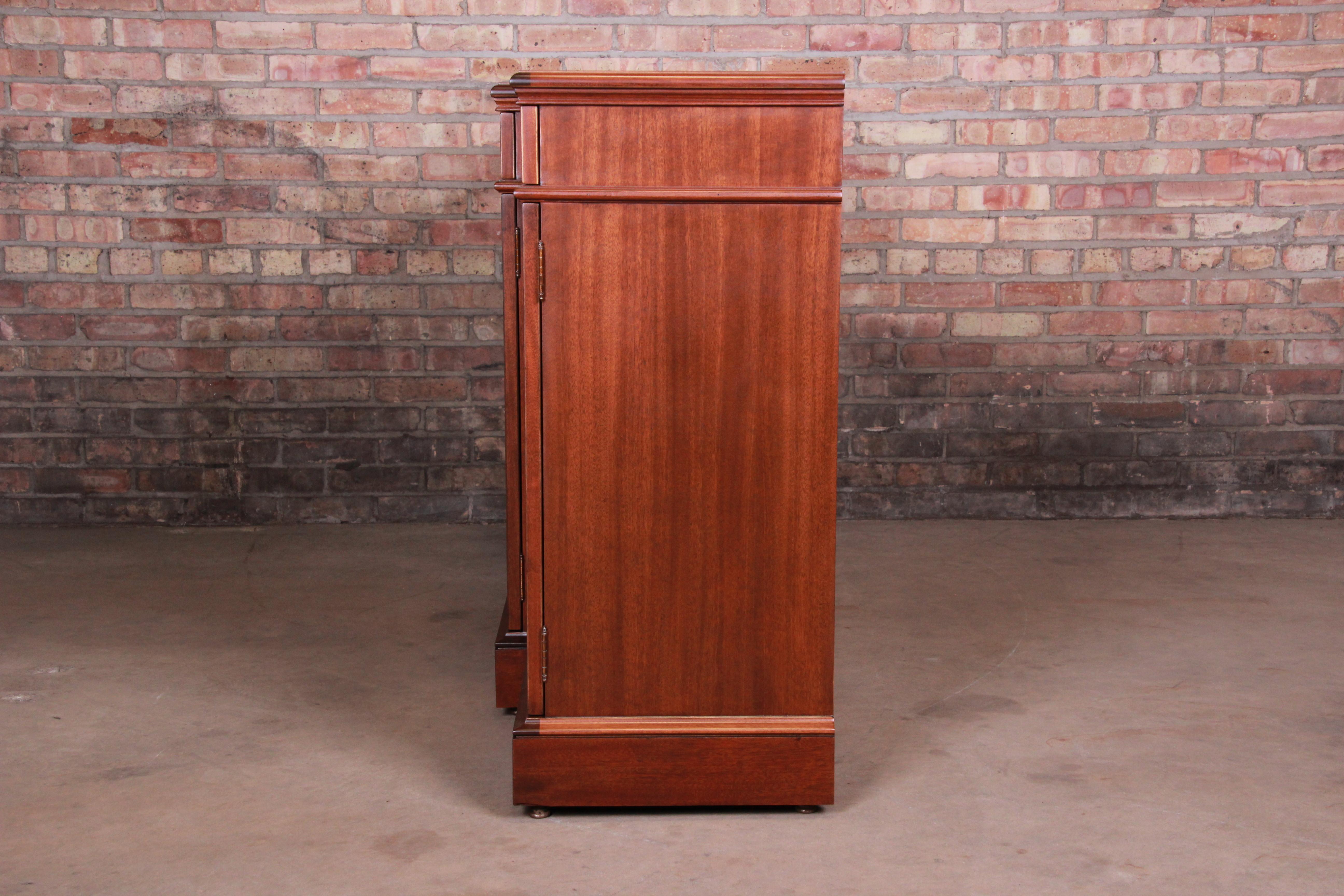 Karges Chippendale Inlaid Mahogany Sideboard Credenza or Bar Cabinet, Restored 11