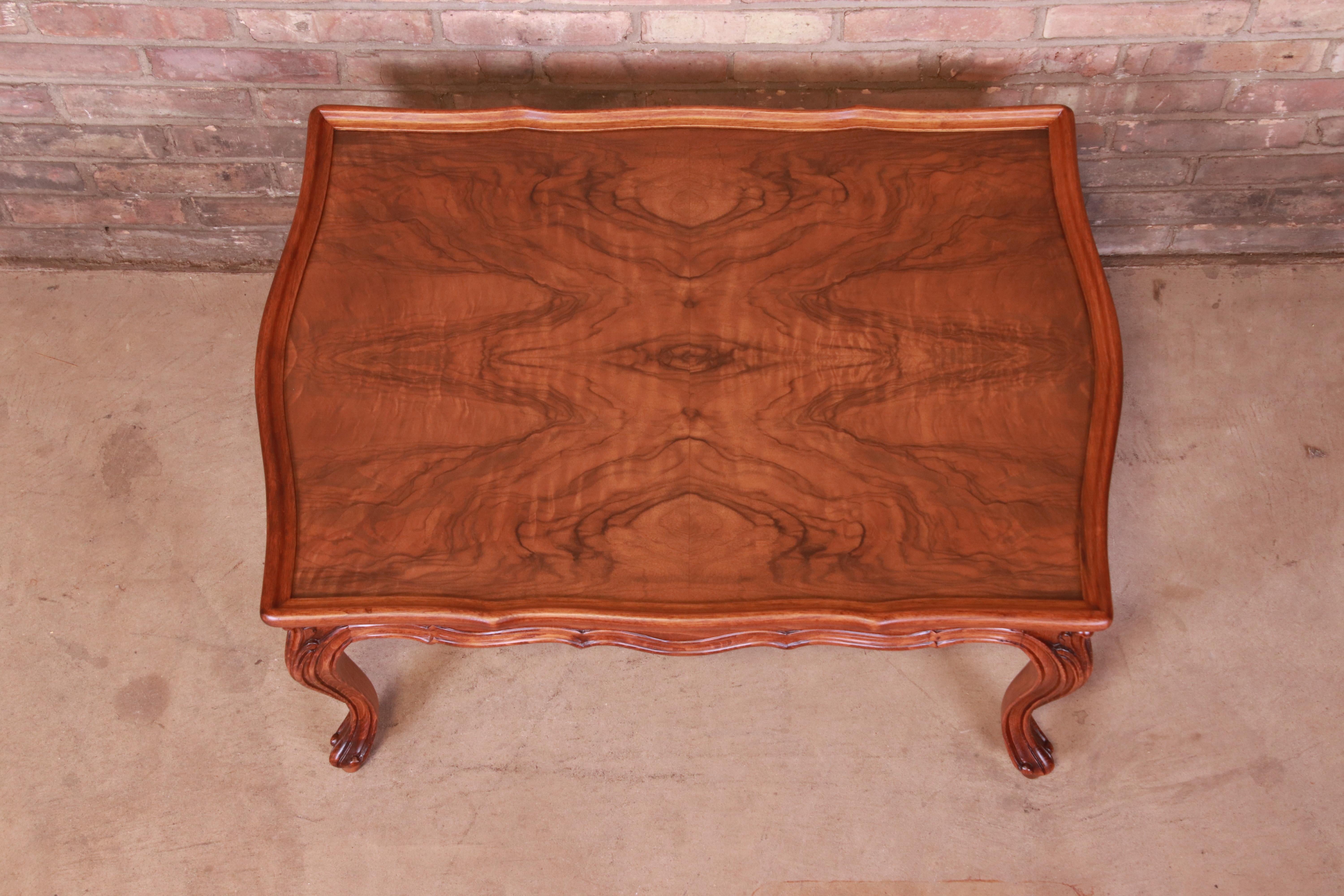 Karges French Provincial Louis XV Burled Walnut Coffee Table, Newly Refinished In Good Condition For Sale In South Bend, IN