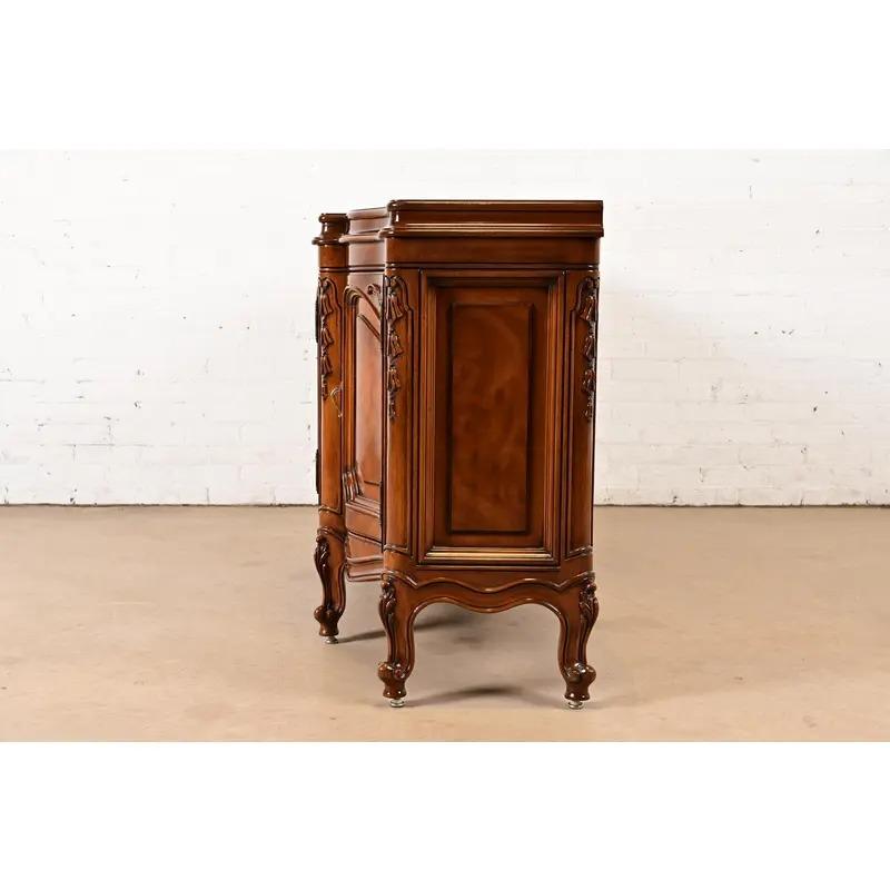 Karges Aparador Credenza Francés Luis XV Chinoiserie Nogal Burled en venta 7