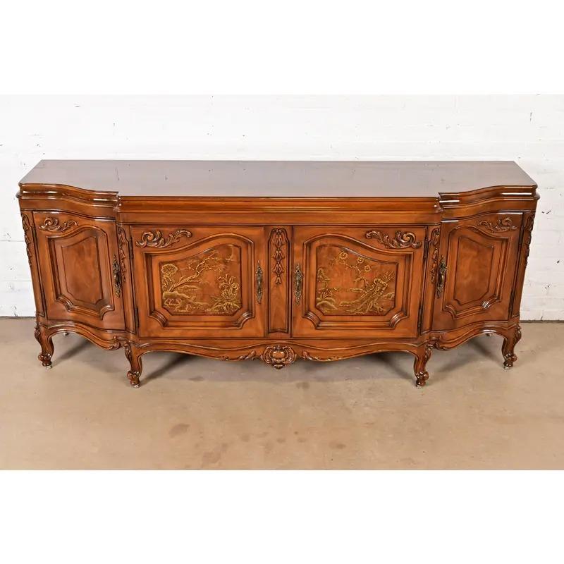 Karges Aparador Credenza Francés Luis XV Chinoiserie Nogal Burled Provincial francés en venta