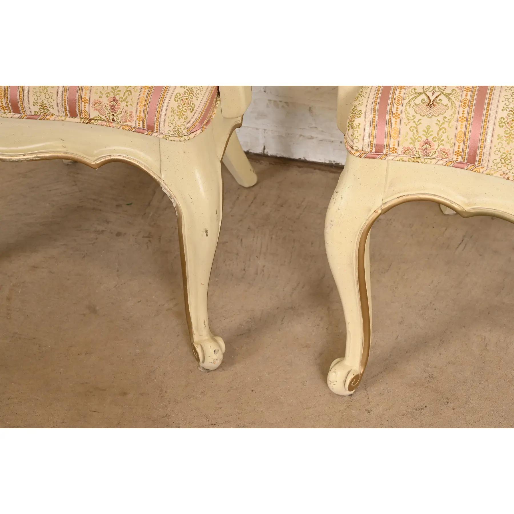 Karges Sillas de Comedor Luis XV Provinciales Francesas Lacadas en Crema y Doradas en Oro en venta 2