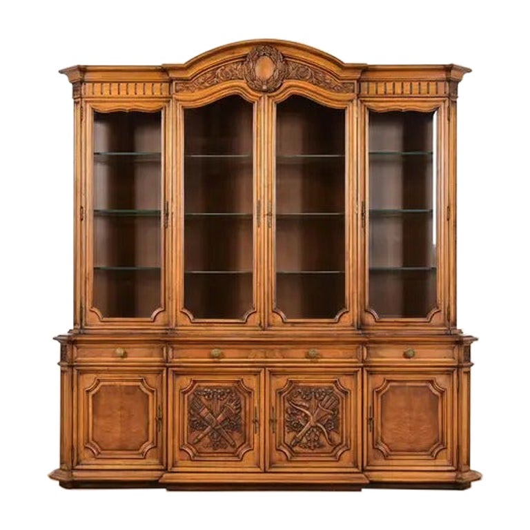 Karges Französisch Regency Louis XVI Breakfront Bücherregal Schrank, neu lackiert im Angebot