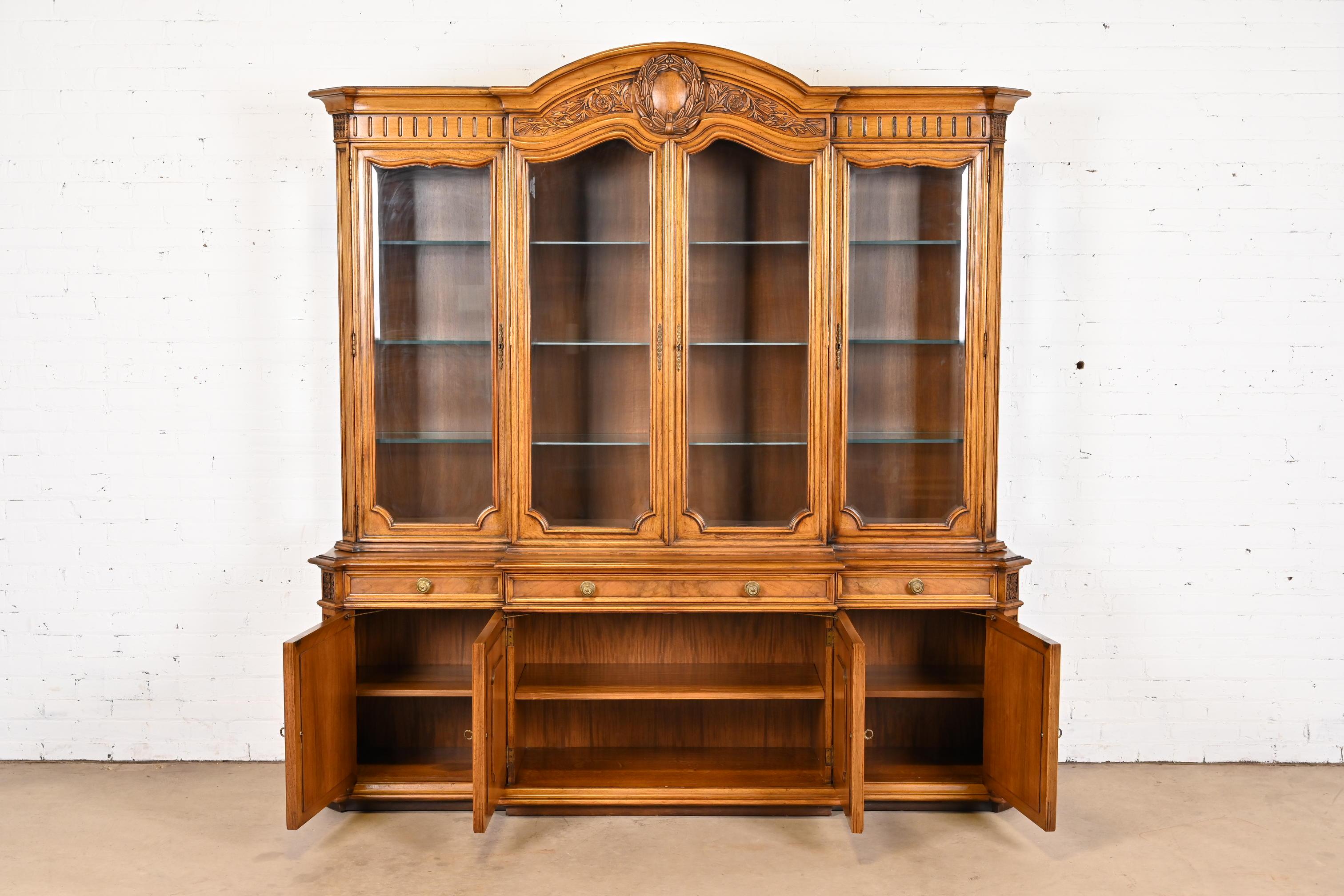 Karges French Regency Louis XVI Burled Walnut Breakfront Bookcase Cabinet, 1960s For Sale 5