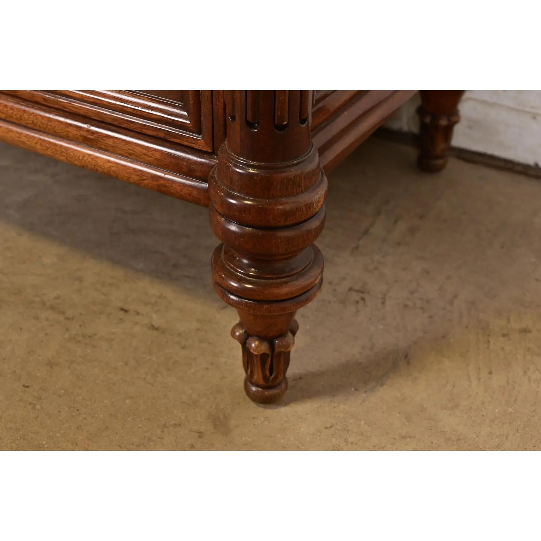 Karges French Regency Louis XVI Carved Mahogany Chest of Drawers For Sale 5