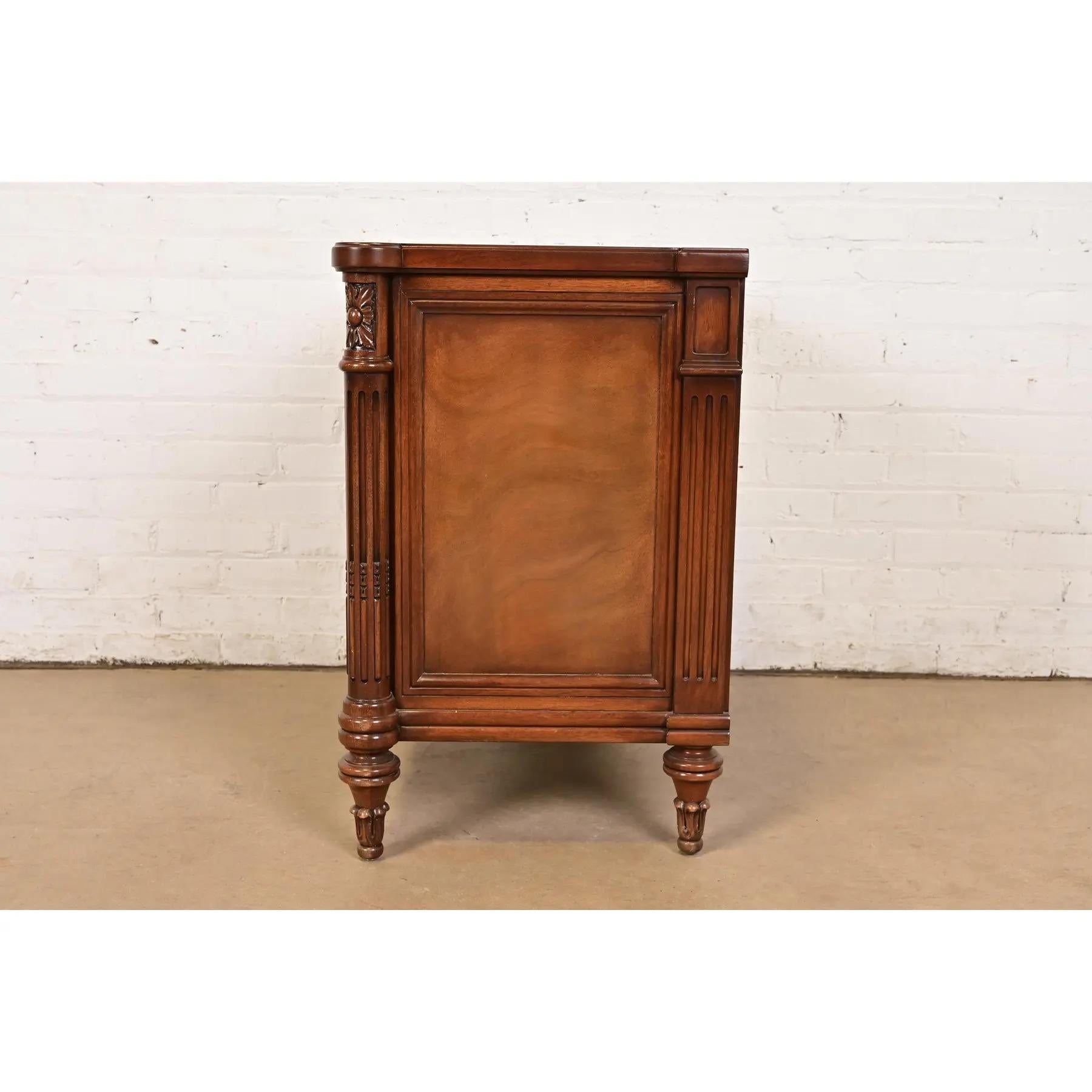 Karges French Regency Louis XVI Carved Mahogany Chest of Drawers For Sale 7