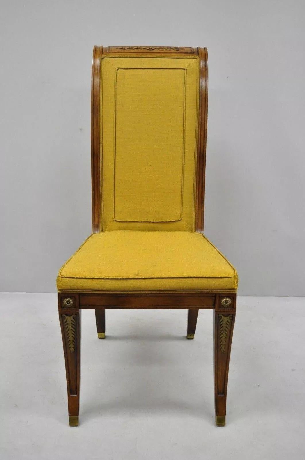 Sconosciuto Sedia da pranzo Karges in stile reggenza francese Klismos con gambe a sciabola in noce - Set di 6 in vendita