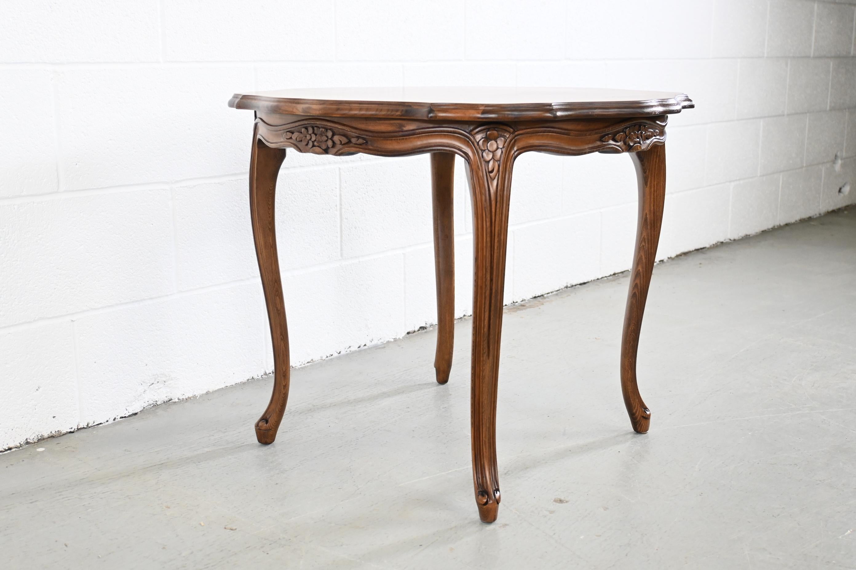 Karges Furniture French Provincial Burled Walnut End Tables, a Pair For Sale 5