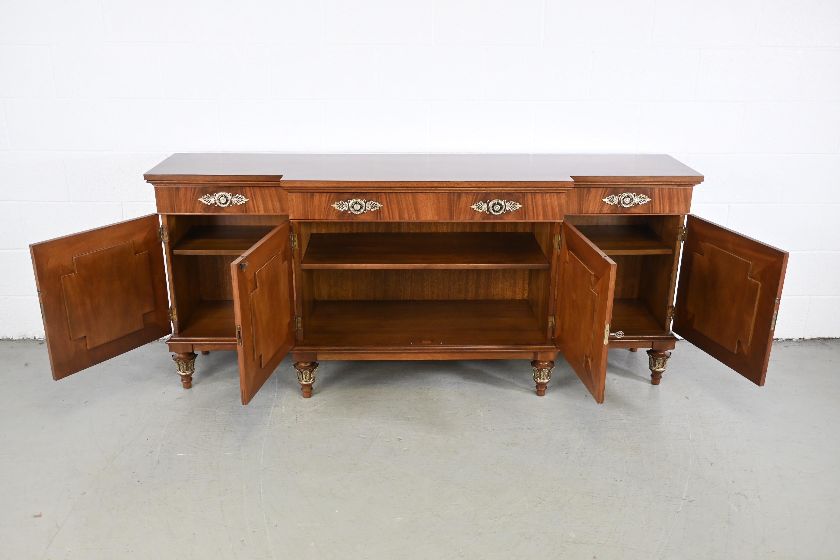 Wood Karges Furniture French Regency Style Sideboard Credenza For Sale