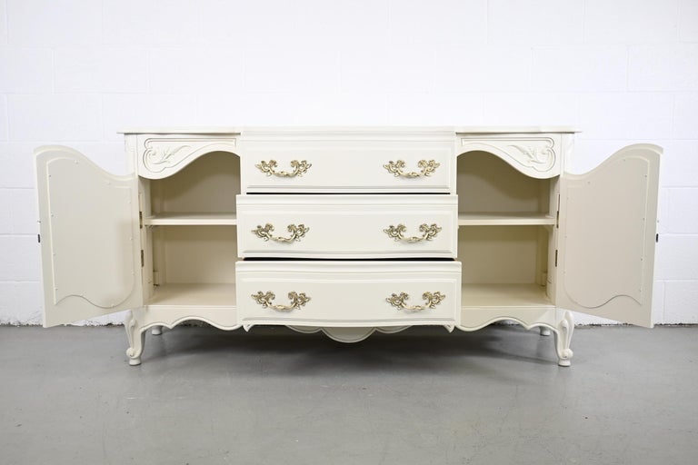 Karges Furniture Louis XV French Provincial Credenza or Sideboard For