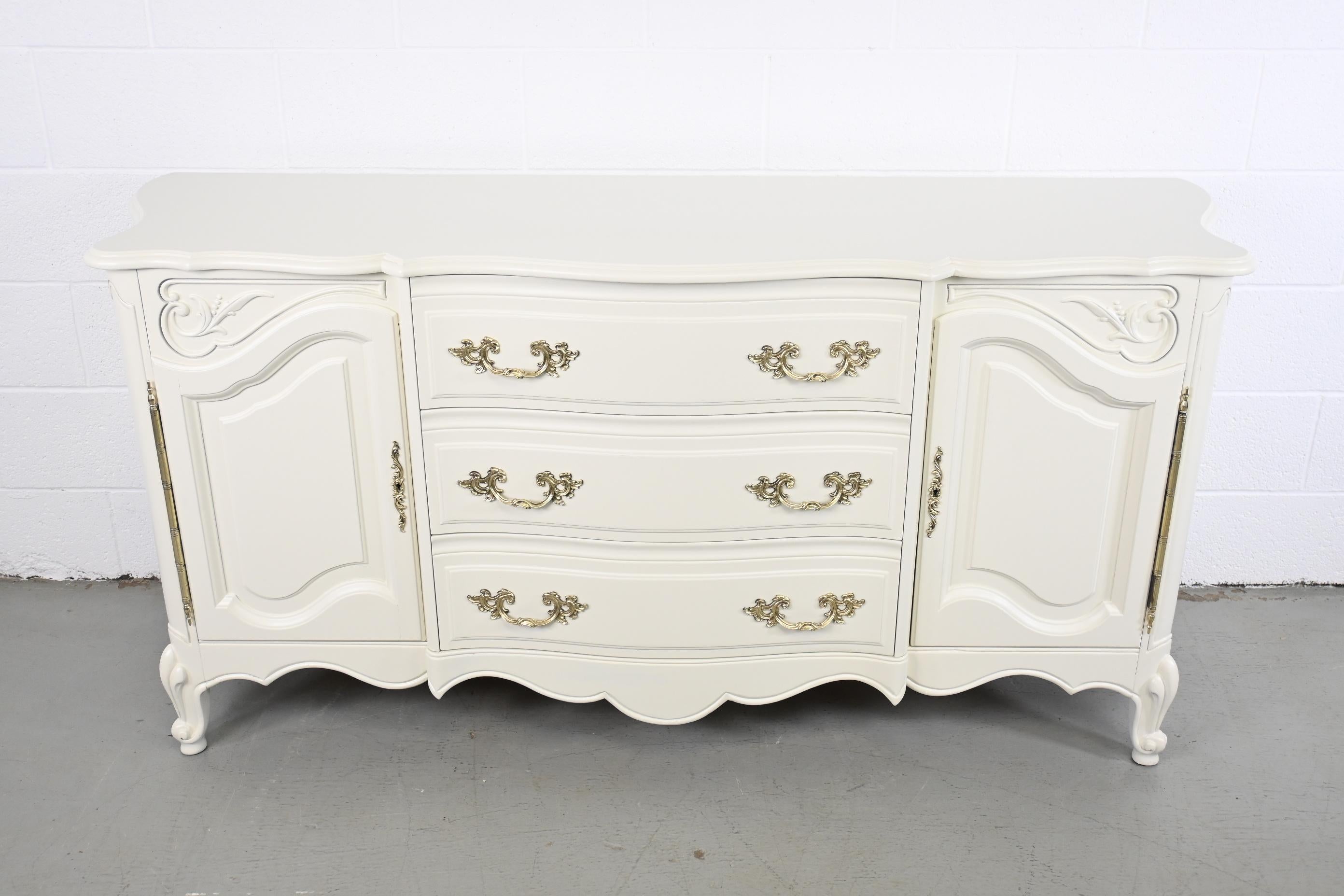 American Karges Furniture Louis XV French Provincial Credenza or Sideboard For Sale