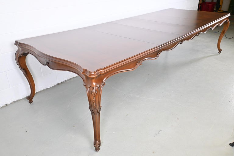 American Karges Furniture Louis XV Style French Provincial Extension Dining Table For Sale