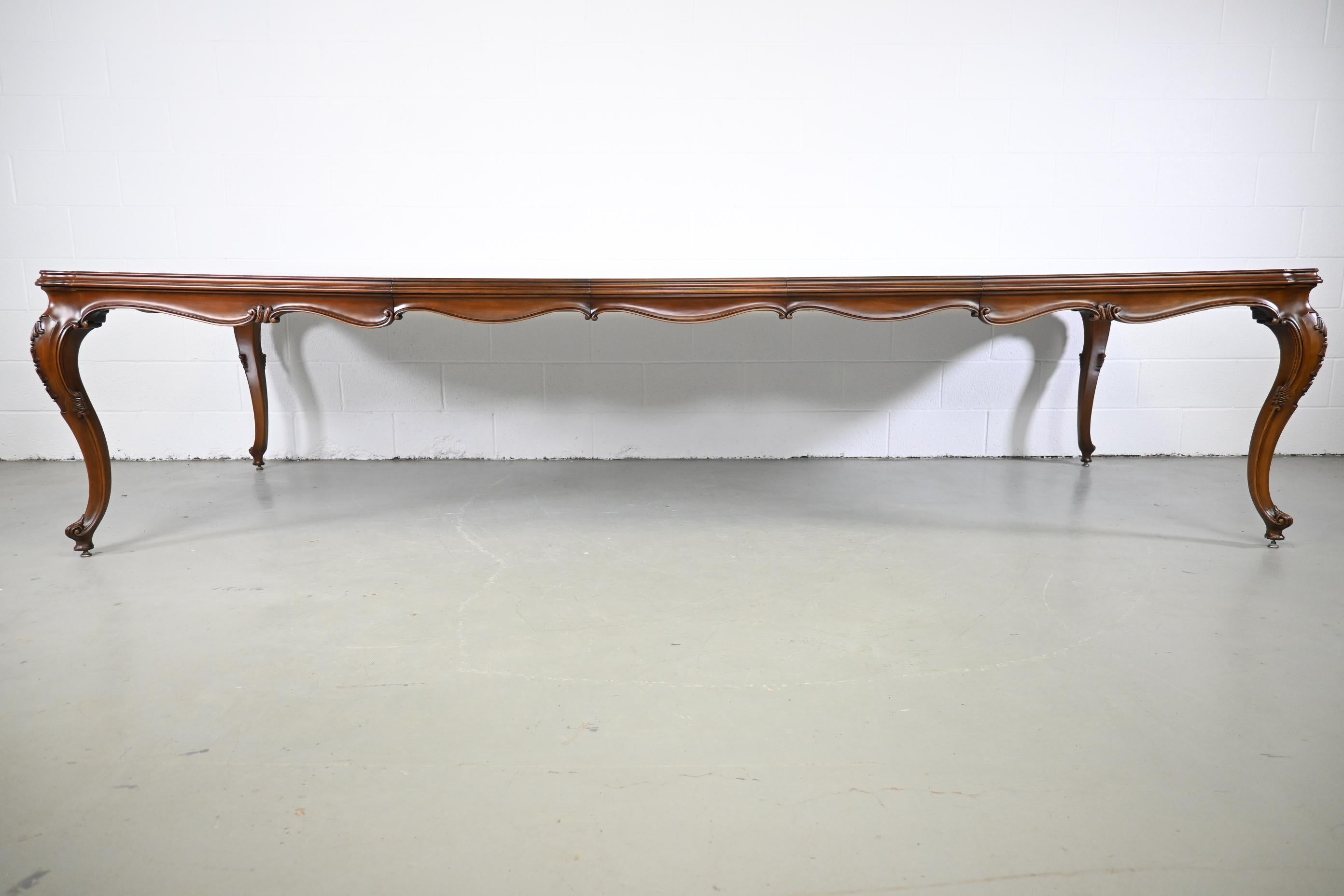 Late 20th Century Karges Furniture Louis XV Style French Provincial Extension Dining Table