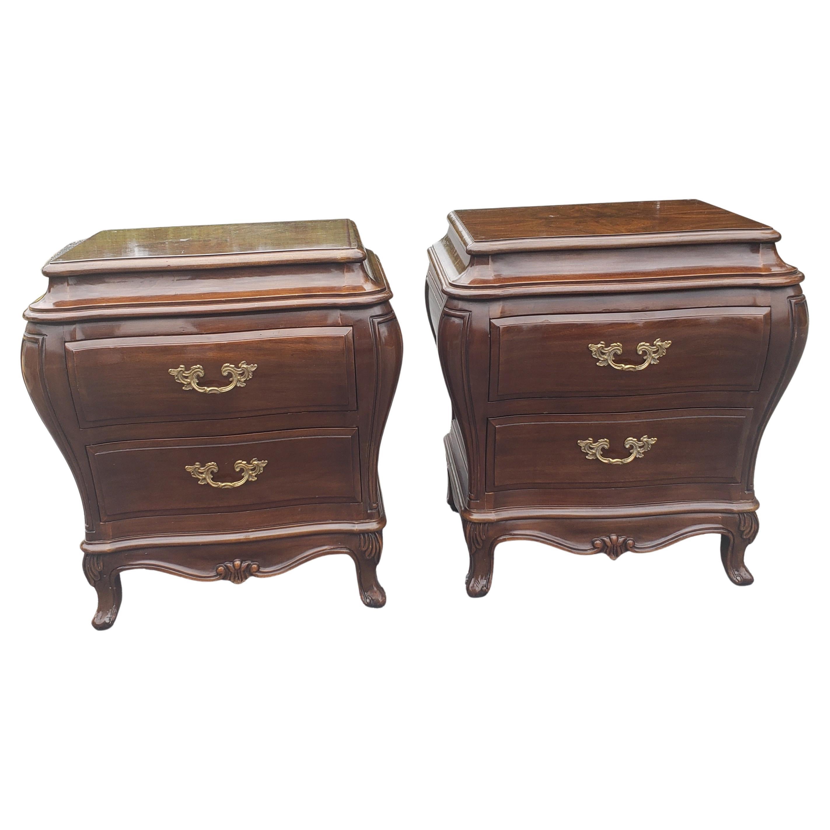 Karges Furniture Louis XVI Mahogany Bombe Nightstands Commodes, a Pair For Sale