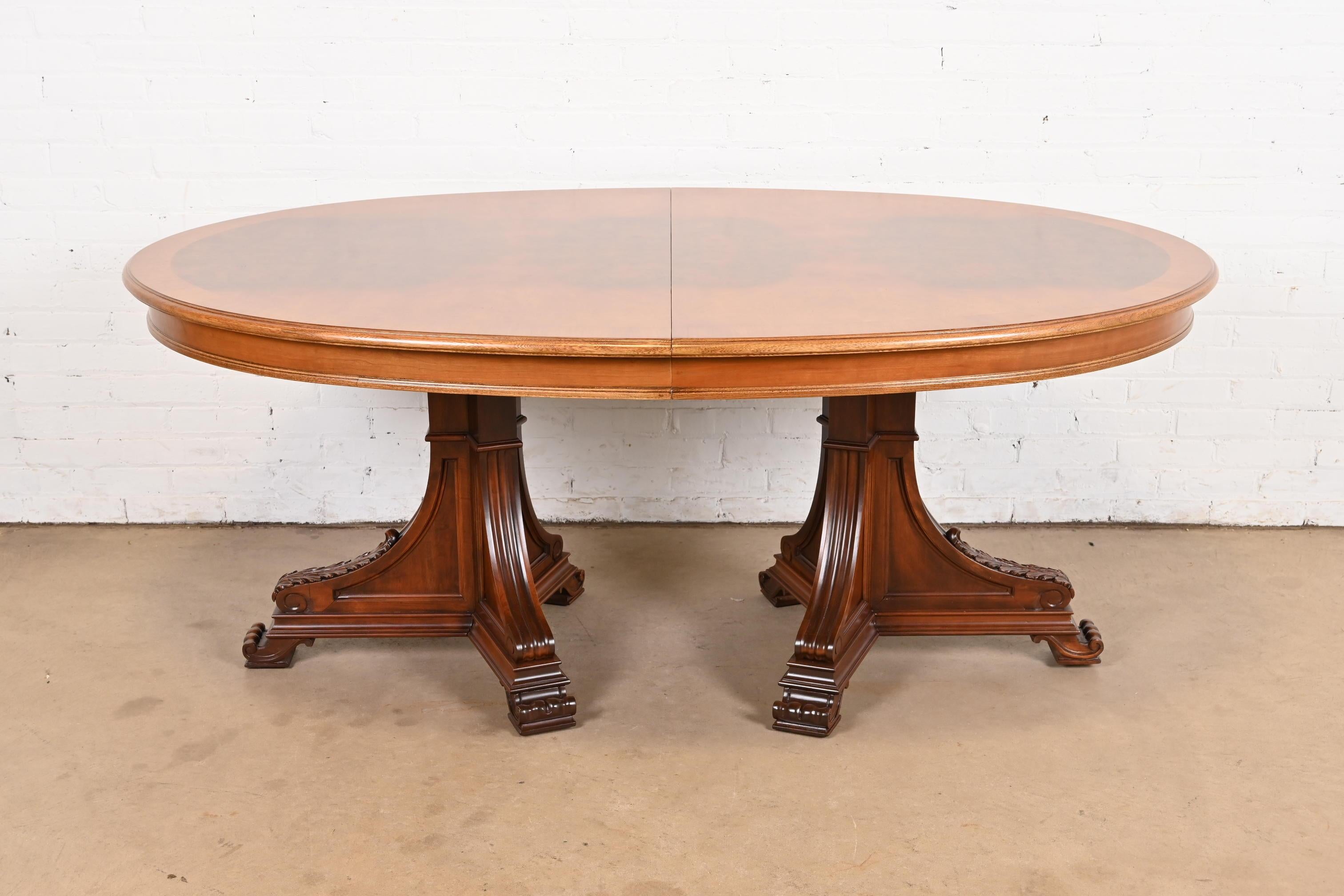 Broussin Karges Italian Provincial Burled Walnut Double Pedestal Extension Dining Table en vente