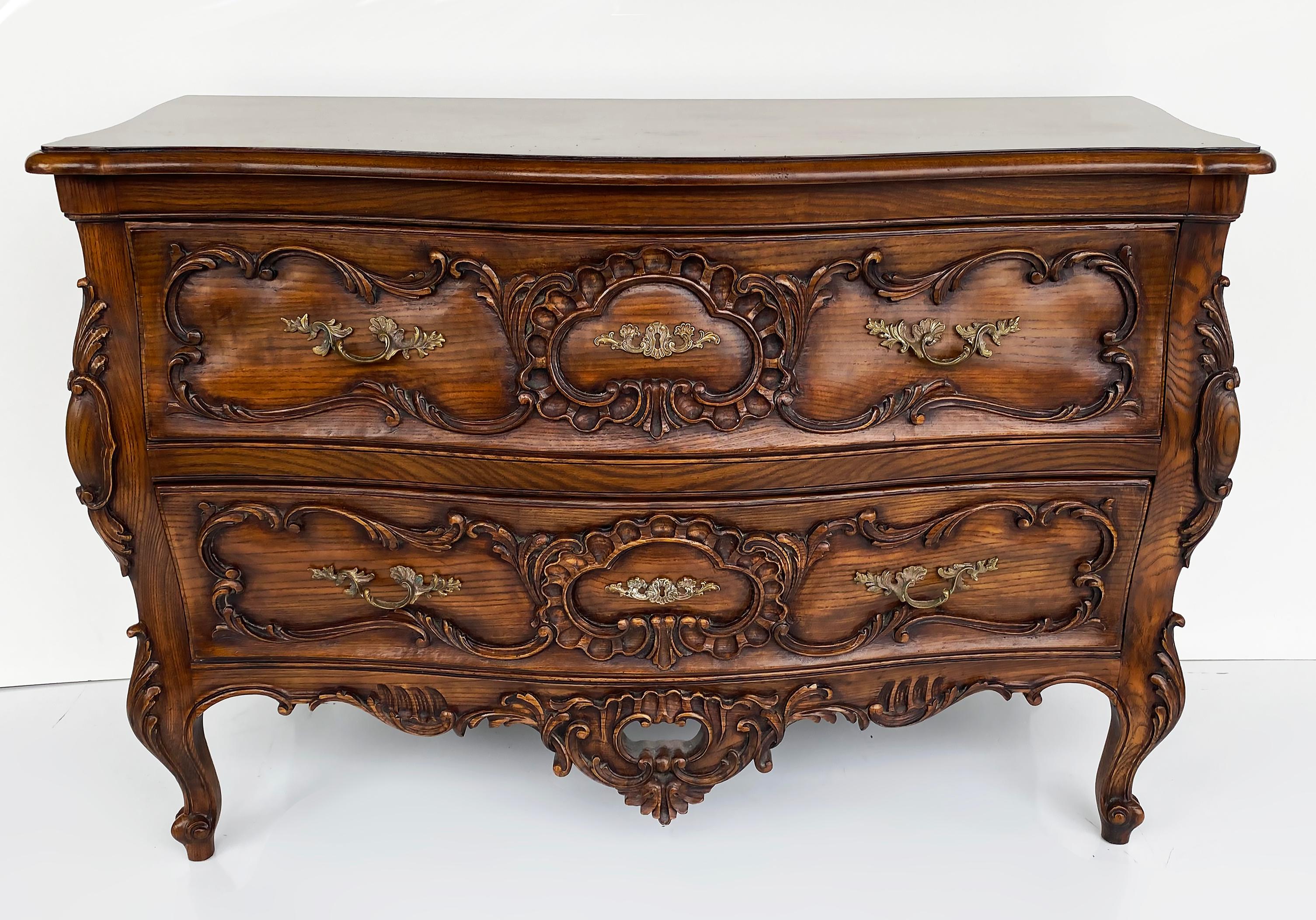 Karges Louis XV Bombe Serpentine Bowfront Chest of Drawers in Walnut, Late 20thC

Offered for sale is a late 20th-century Karges Furniture Company Louis XV Bombe Chest Inspired by a metropolitan Paris piece, ca. 1755.  This chest employs low-relief