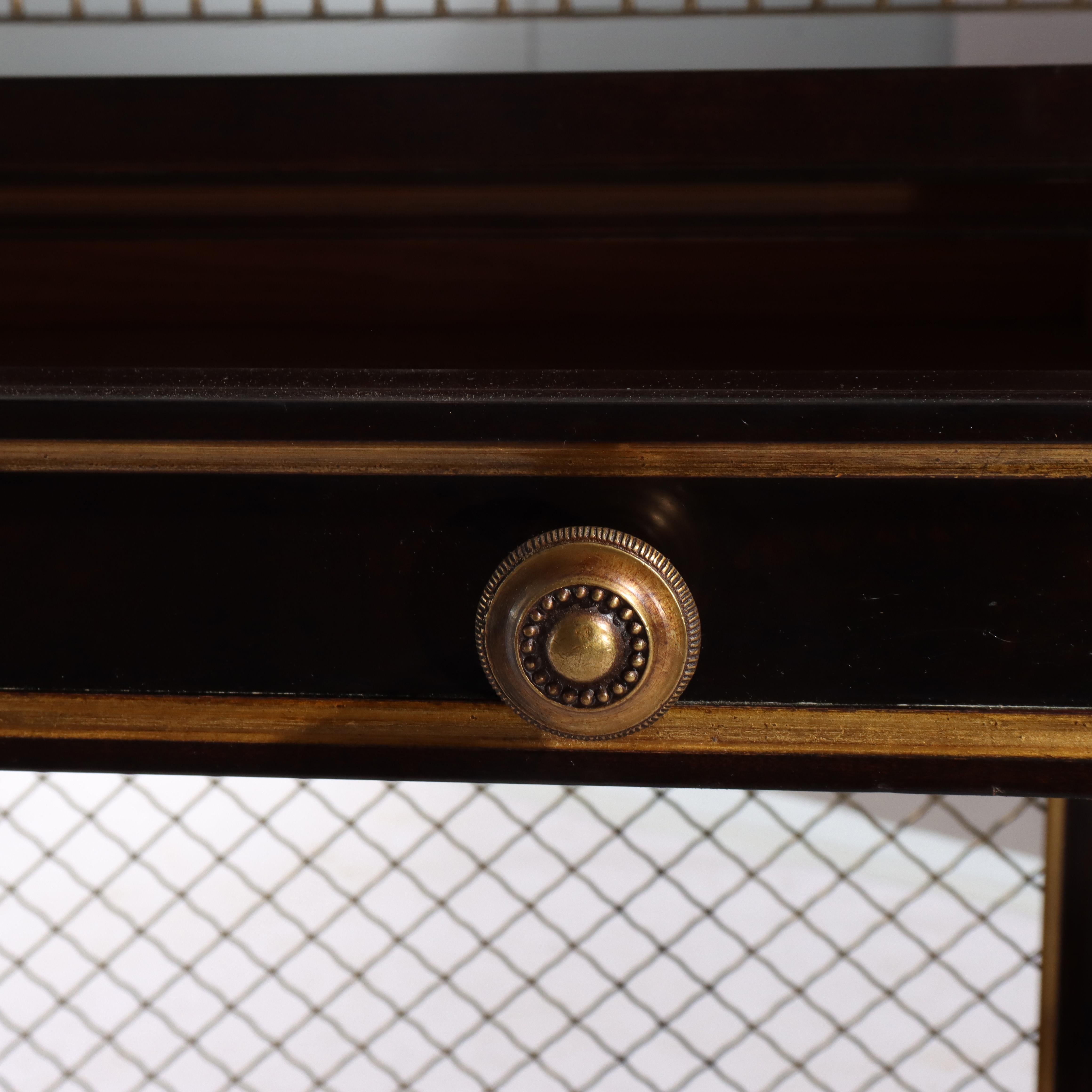 Karges Mahagoni Ebenholz Finish Credenza signiert 20thC im Angebot 2