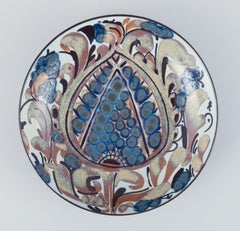 Kari Christensen for Aluminia. Handcrafted "Tenera" fajance bowl. Ca 1970