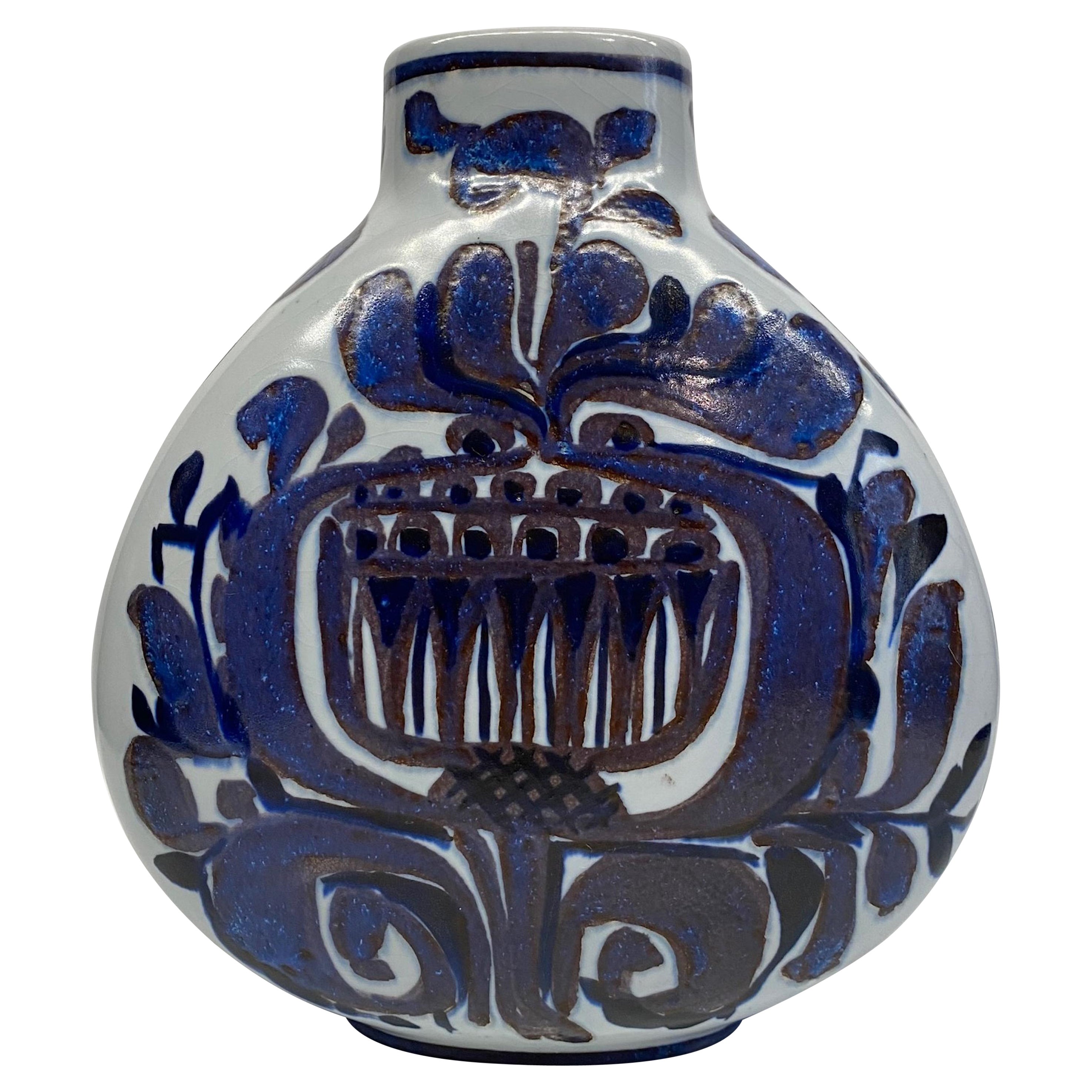 Vaso in ceramica di Kari Christiansen per Royal Copenhagen e Alumia Art Pottery