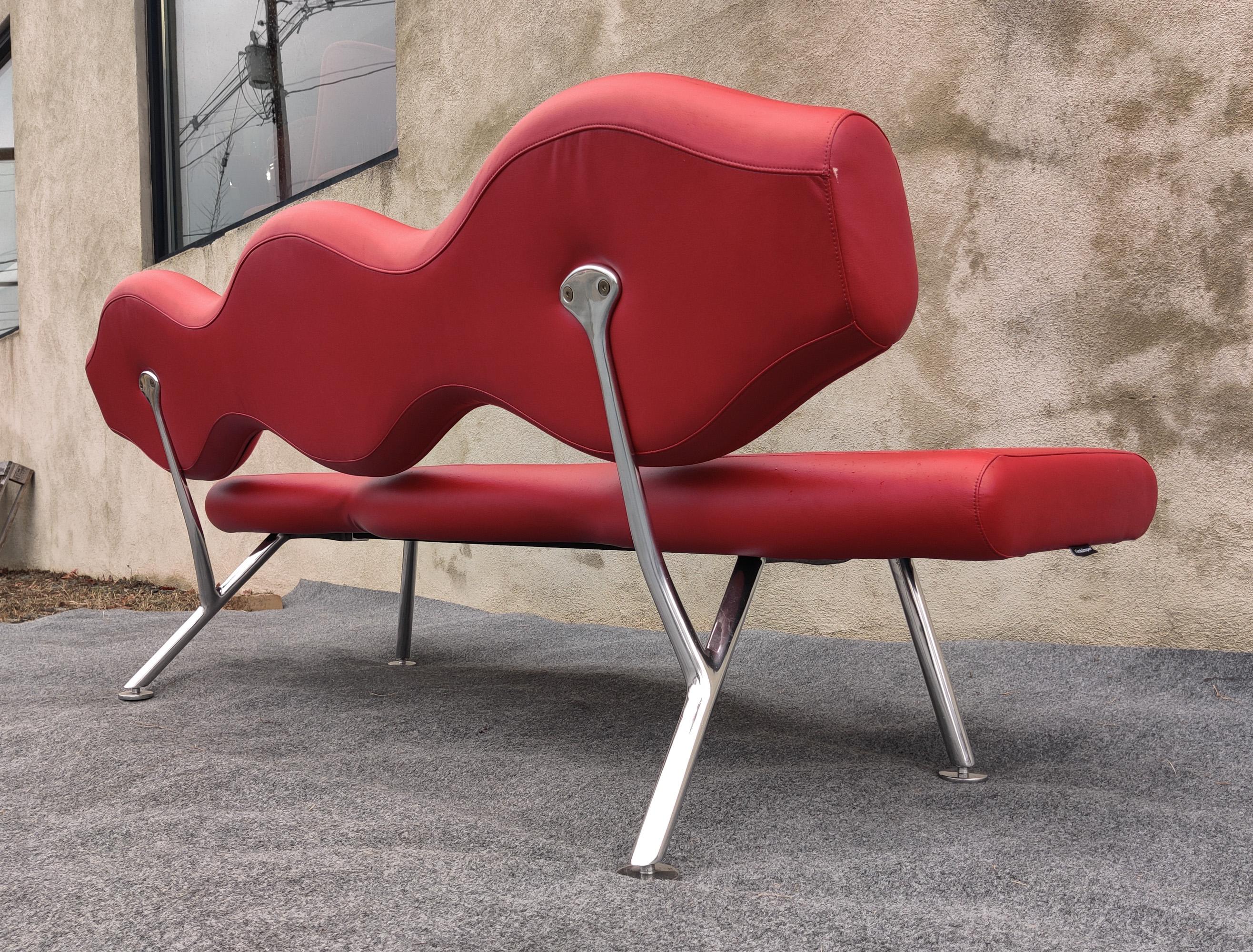 Karim Rashid for Nienkamper Verde Red Leather & Aluminum Modern 3-Seat Sofa For Sale 6