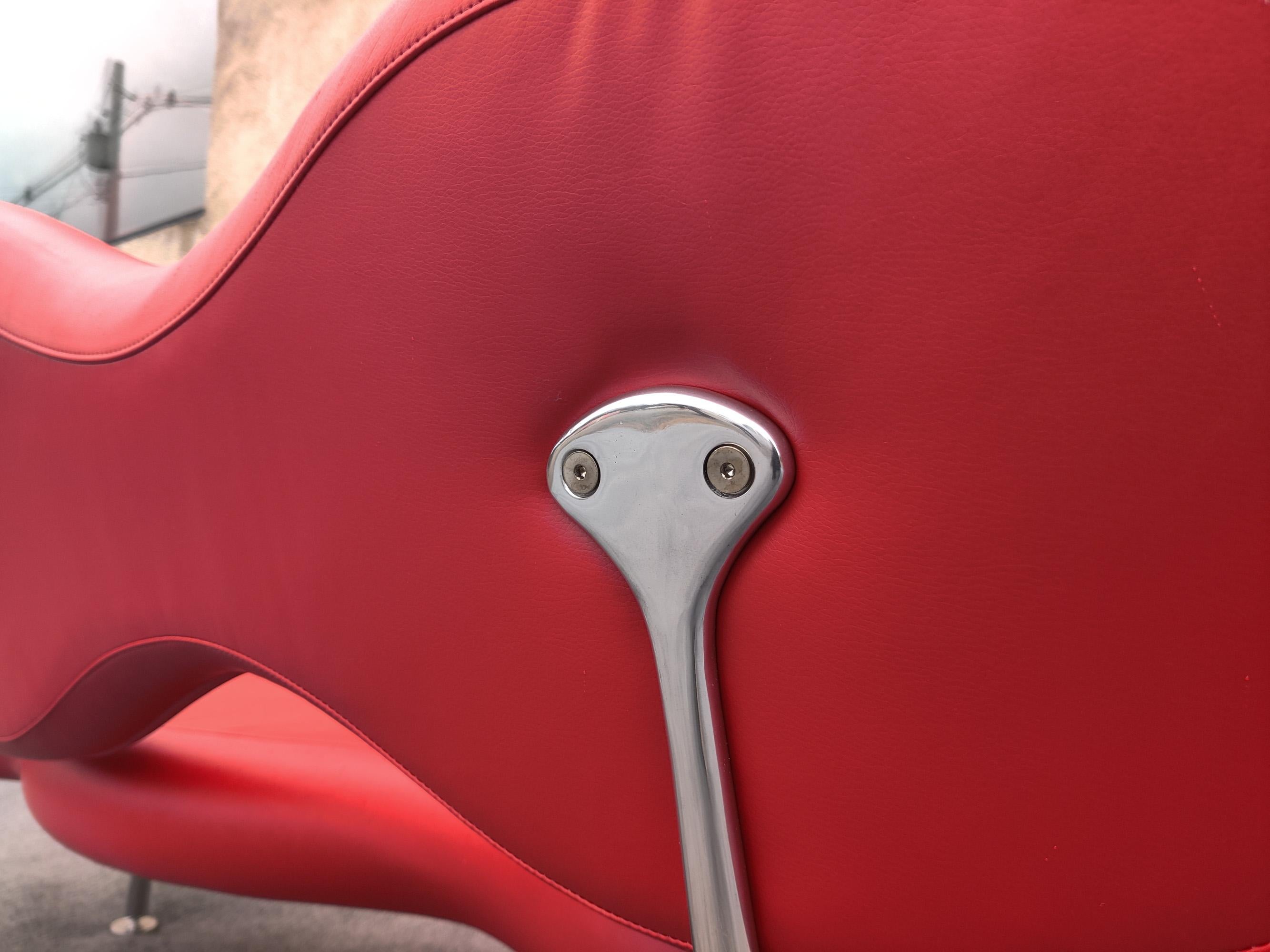 Karim Rashid for Nienkamper Verde Red Leather & Aluminum Modern 3-Seat Sofa For Sale 7
