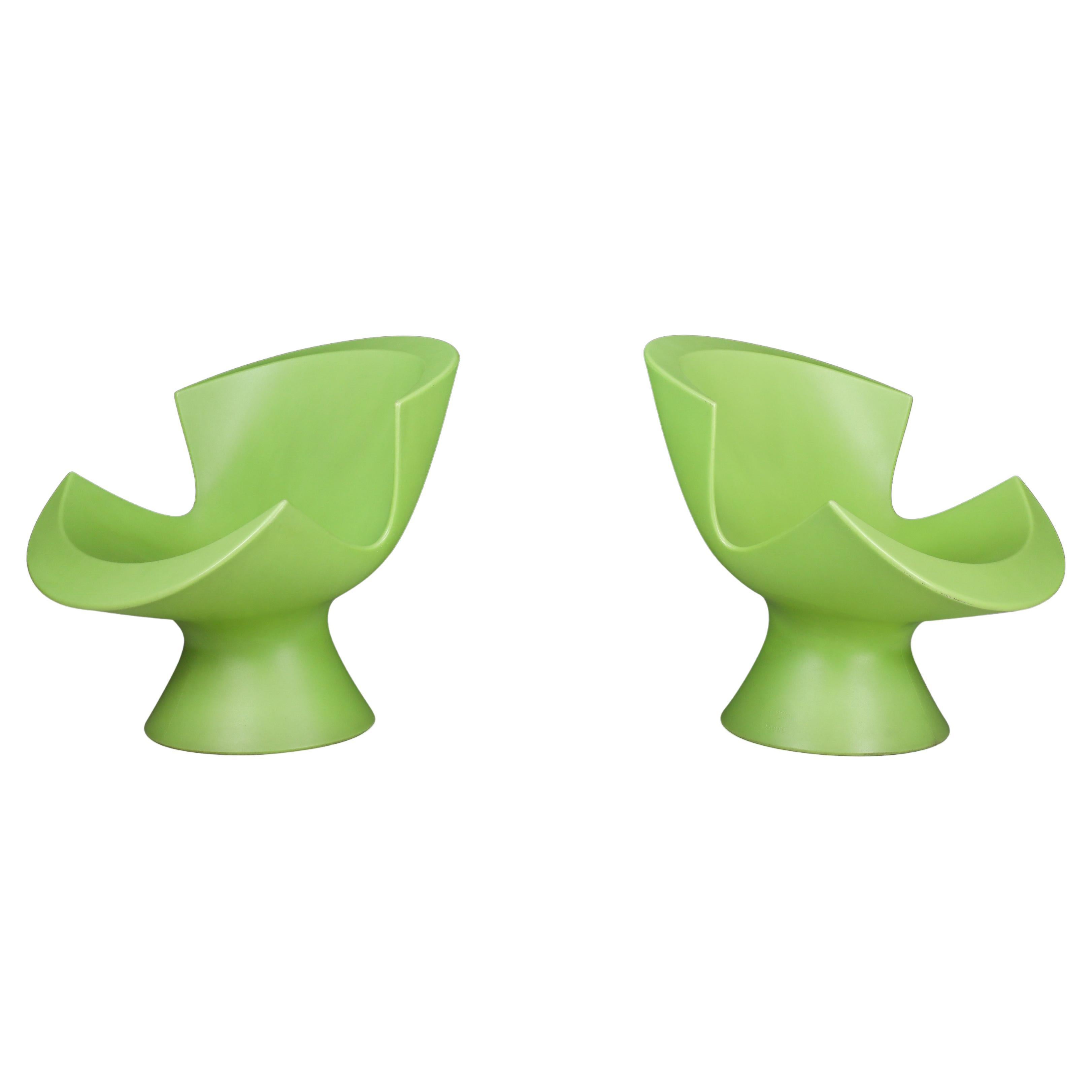 Chaises "Kite" de Karim Rashid en vert Kiwi pour Label The Netherlands 2004.  