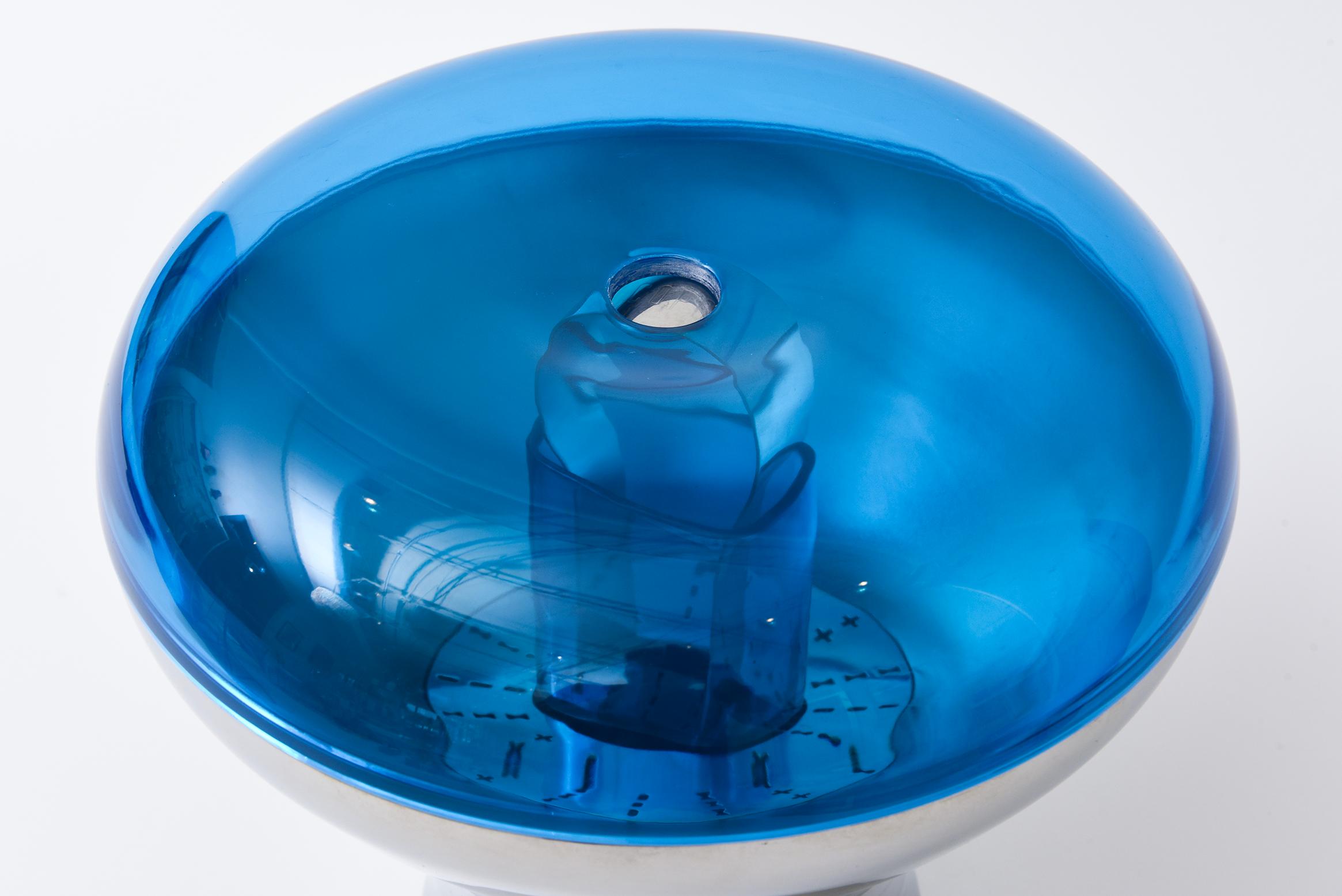 Karim Rashid Lucite blu zaffiro, secchiello per il ghiaccio A Space Age in acciaio inossidabile, infradito In condizioni buone in vendita a North Miami, FL