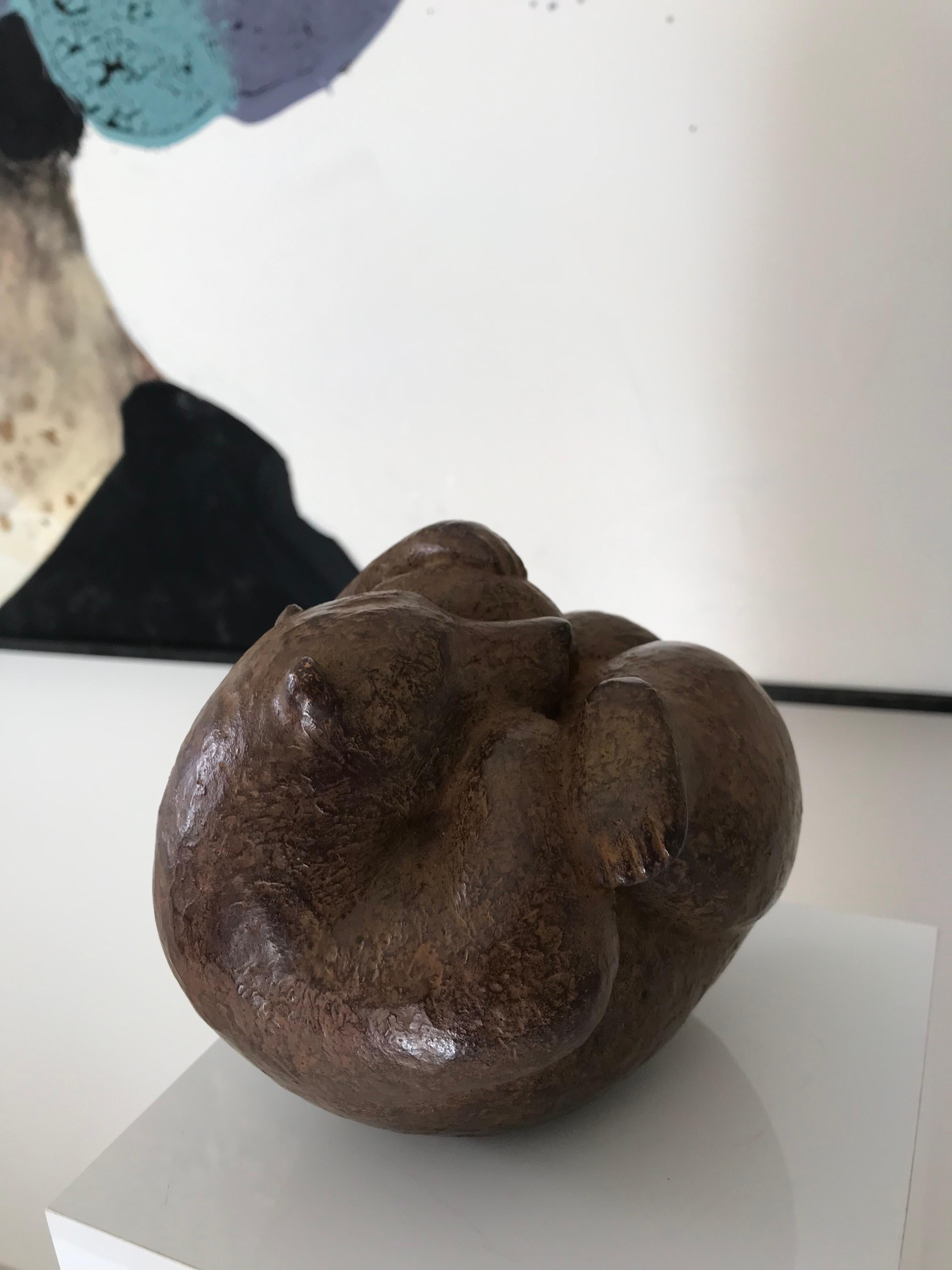 ''Ours avec ourson'' Sculpture hollandaise contemporaine en bronze d'un ours brun avec son ourson en vente 5